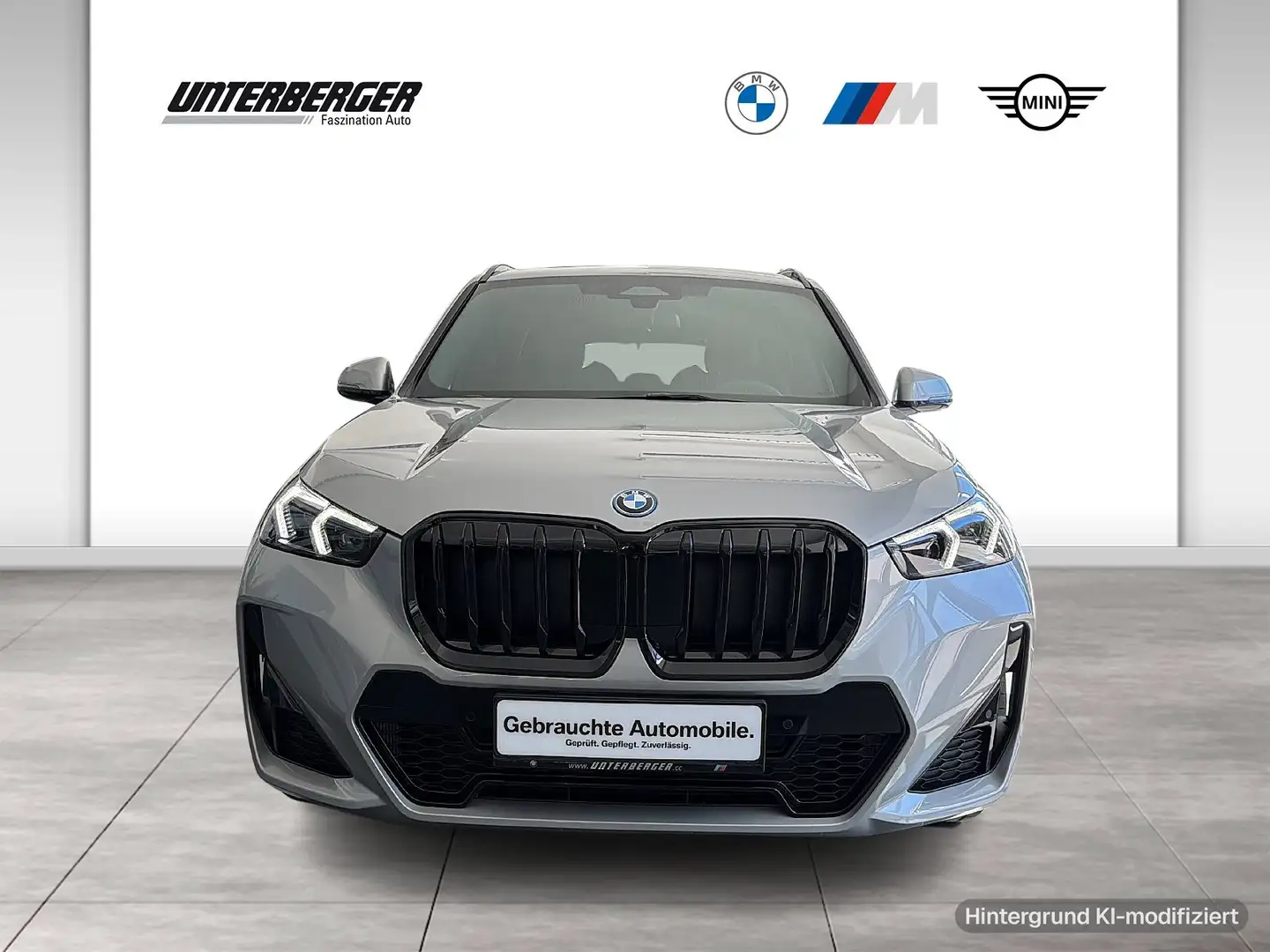 BMW X1 xDrive25e M Sport Silber - 2
