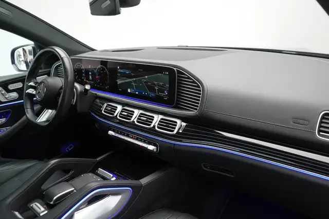 Mercedes-Benz 450 view 7