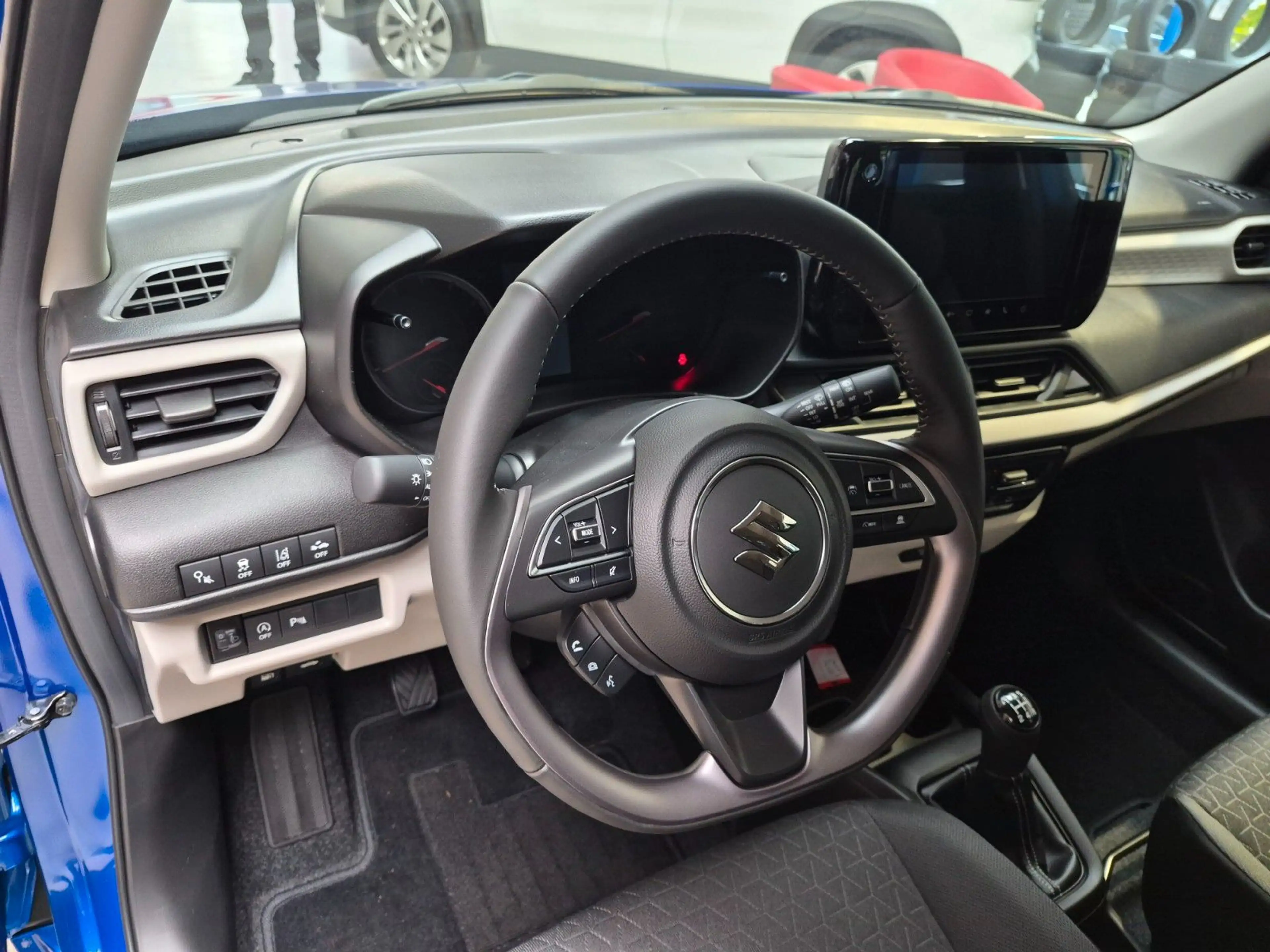 Suzuki Swift 1,2 Comfort — photo 8