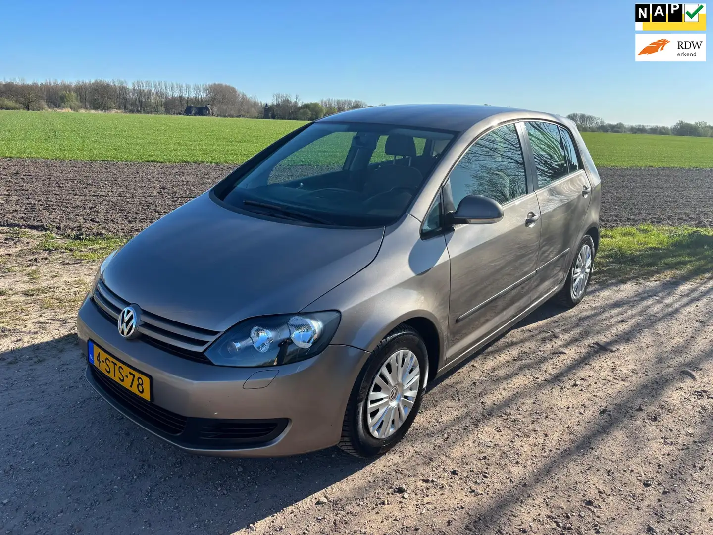 Volkswagen Golf Plus 1.6 TDI Highline|2011|Apk|Nap|Clima|Grote Onderhou Brown - 1