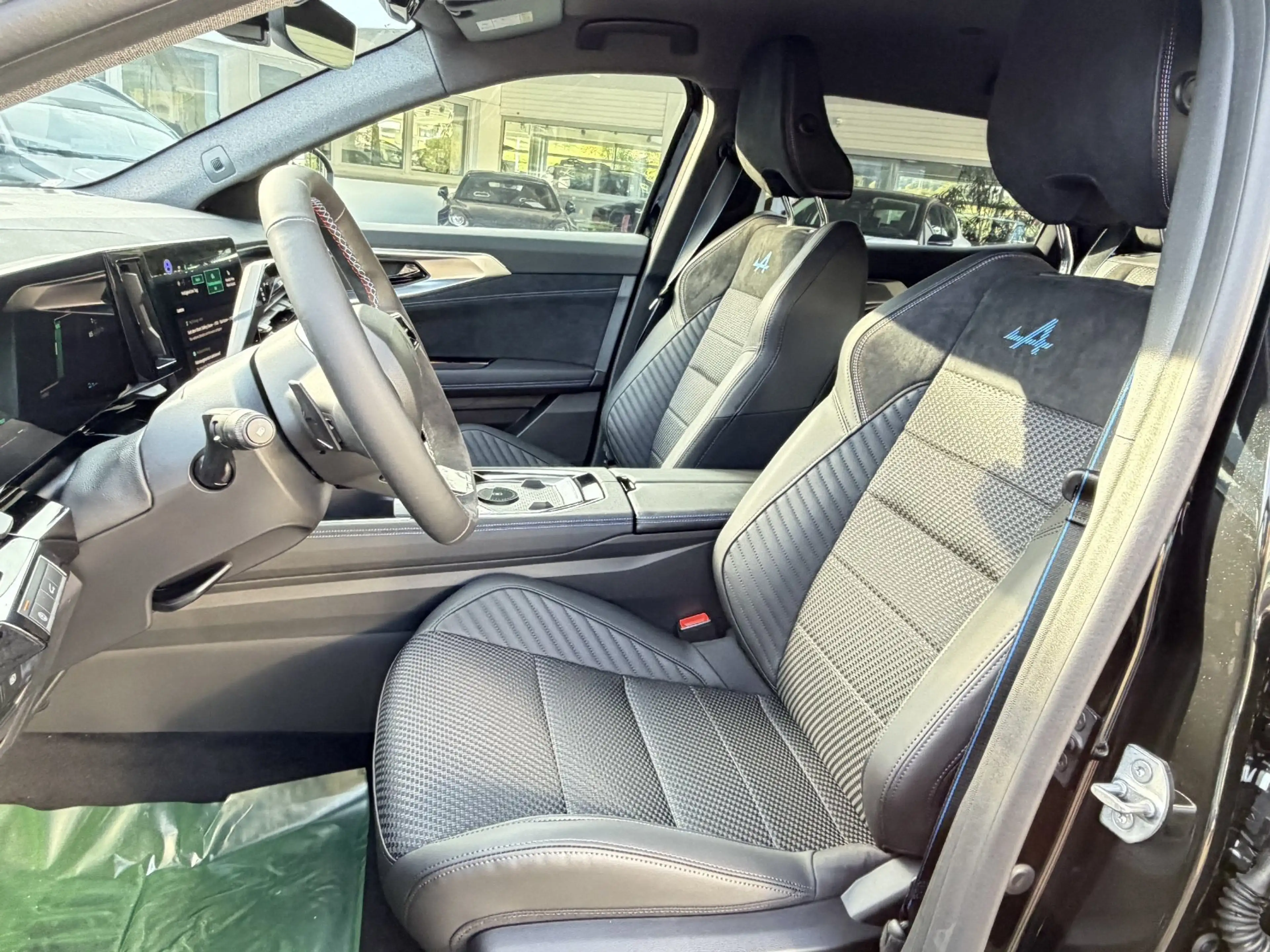 Renault Espace Esprit Alpine Full Hybrid 200 7-Sitzer — photo 4