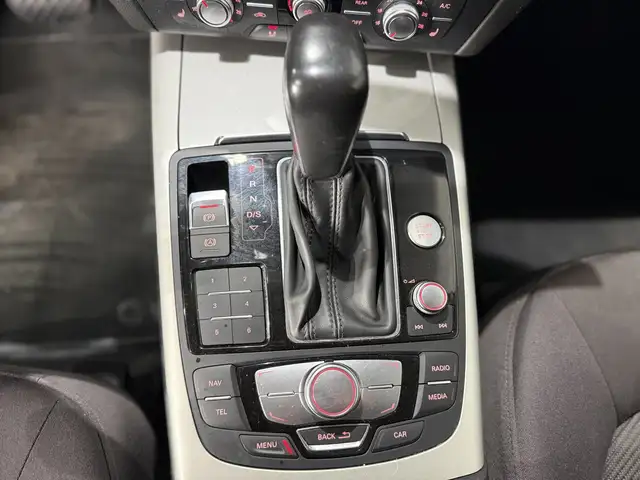 Audi A6 view 12