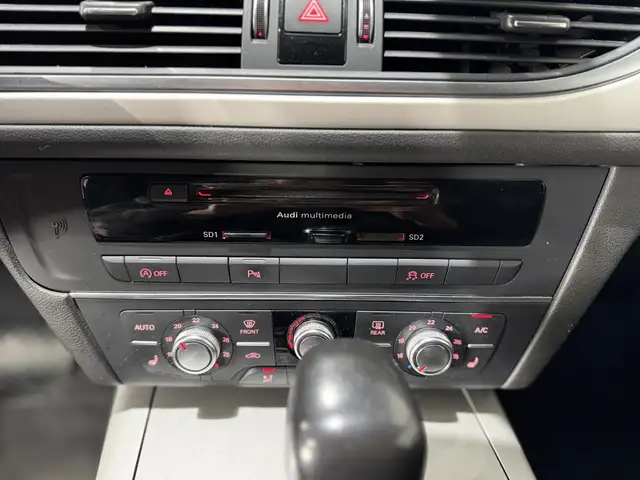 Audi A6 view 11