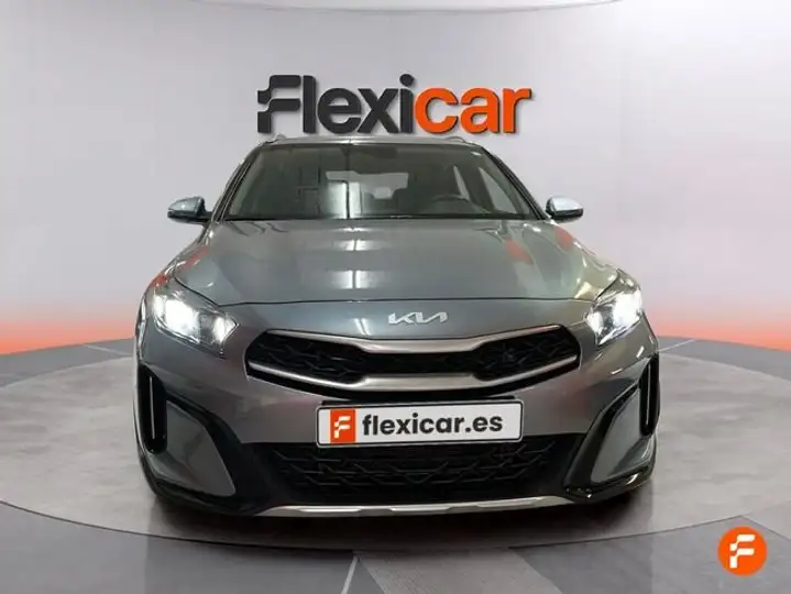 Kia XCeed 2025, foto 2