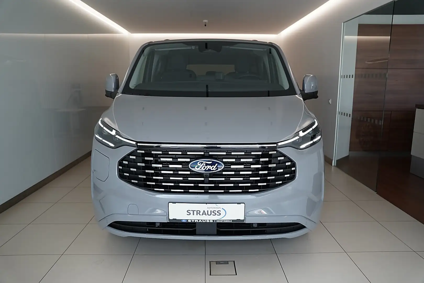 Ford Tourneo Custom TOURNEO CUSTOM TITANIUM 340L2 2.5 PHEV 233PS AUT Grau - 2