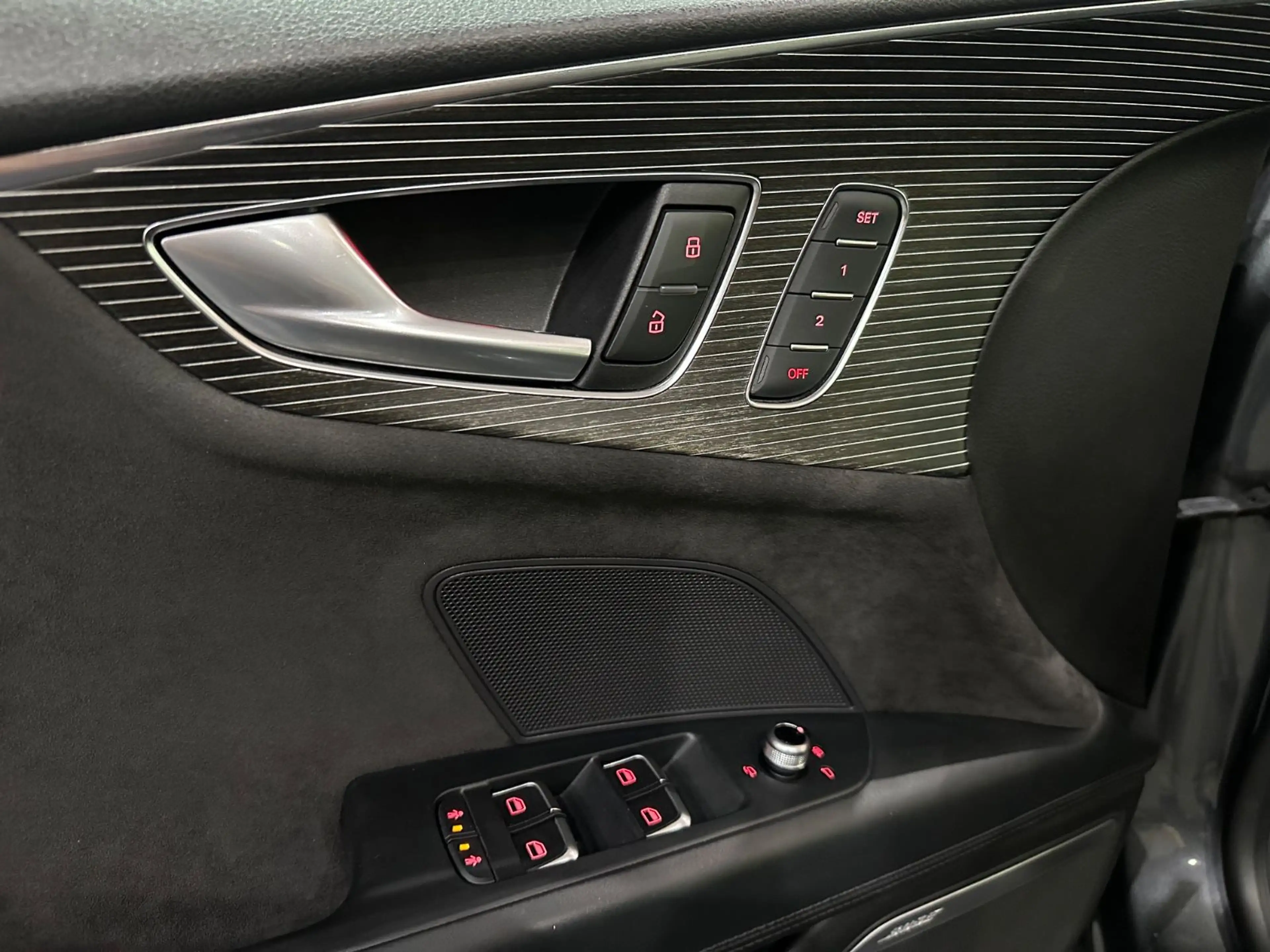 Audi A7 quattro Competition /Soft-Close /HEAD-UP/ 20" — photo 13
