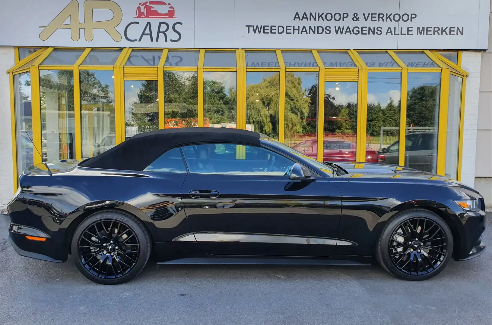 Ford Mustang Mustang Convertible 2.3 EcoBoost Noir - 2