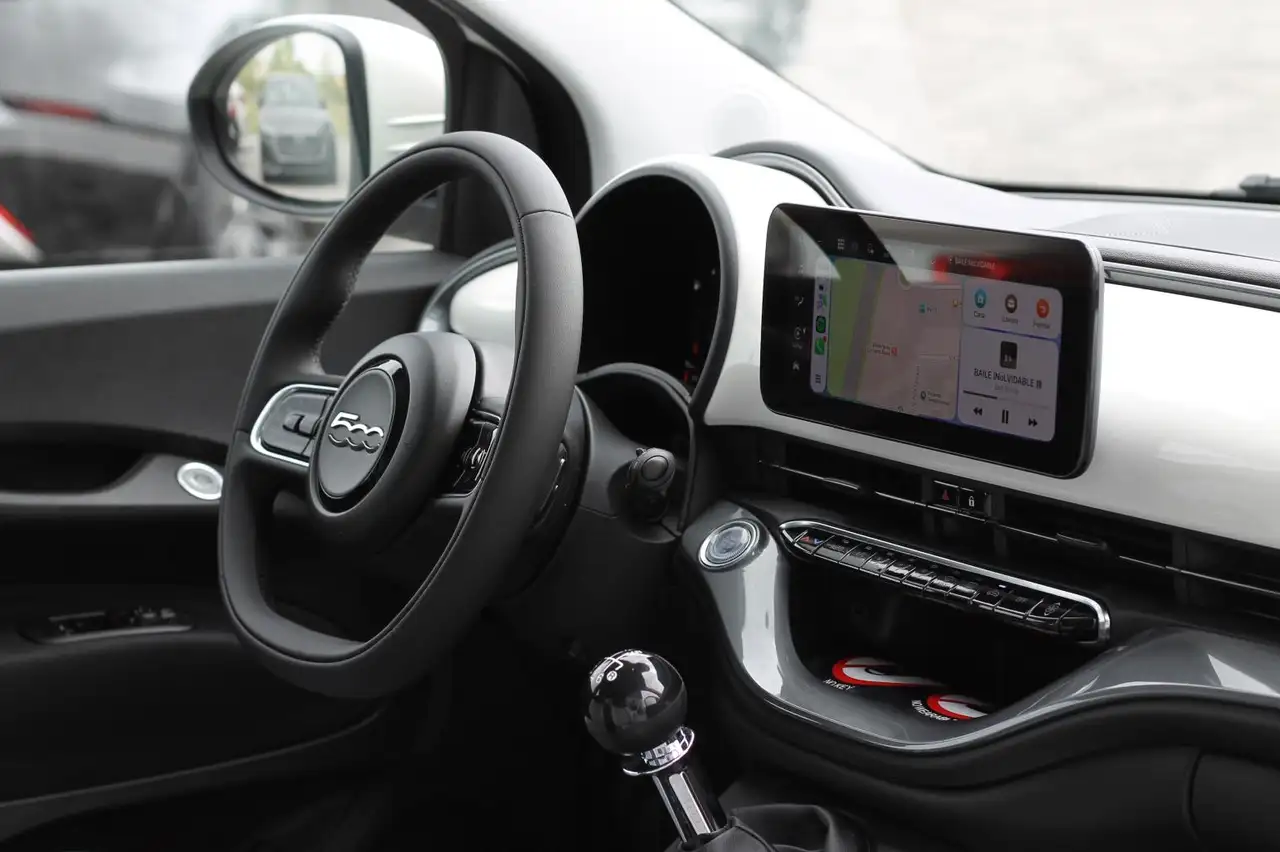 Fiat 500 Berlina Hybrid Torino 16