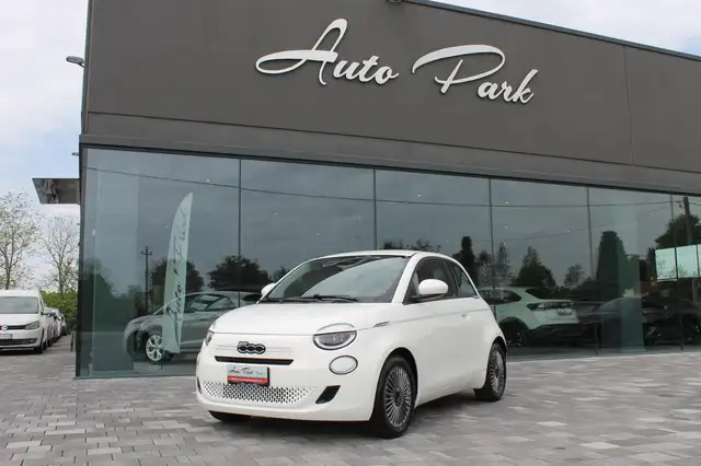 Fiat 500 Berlina Hybrid Torino