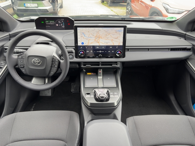 Toyota C-HR Toyota + 5-Türer Teamplayer Elektromotor / 77 kW — photo 7