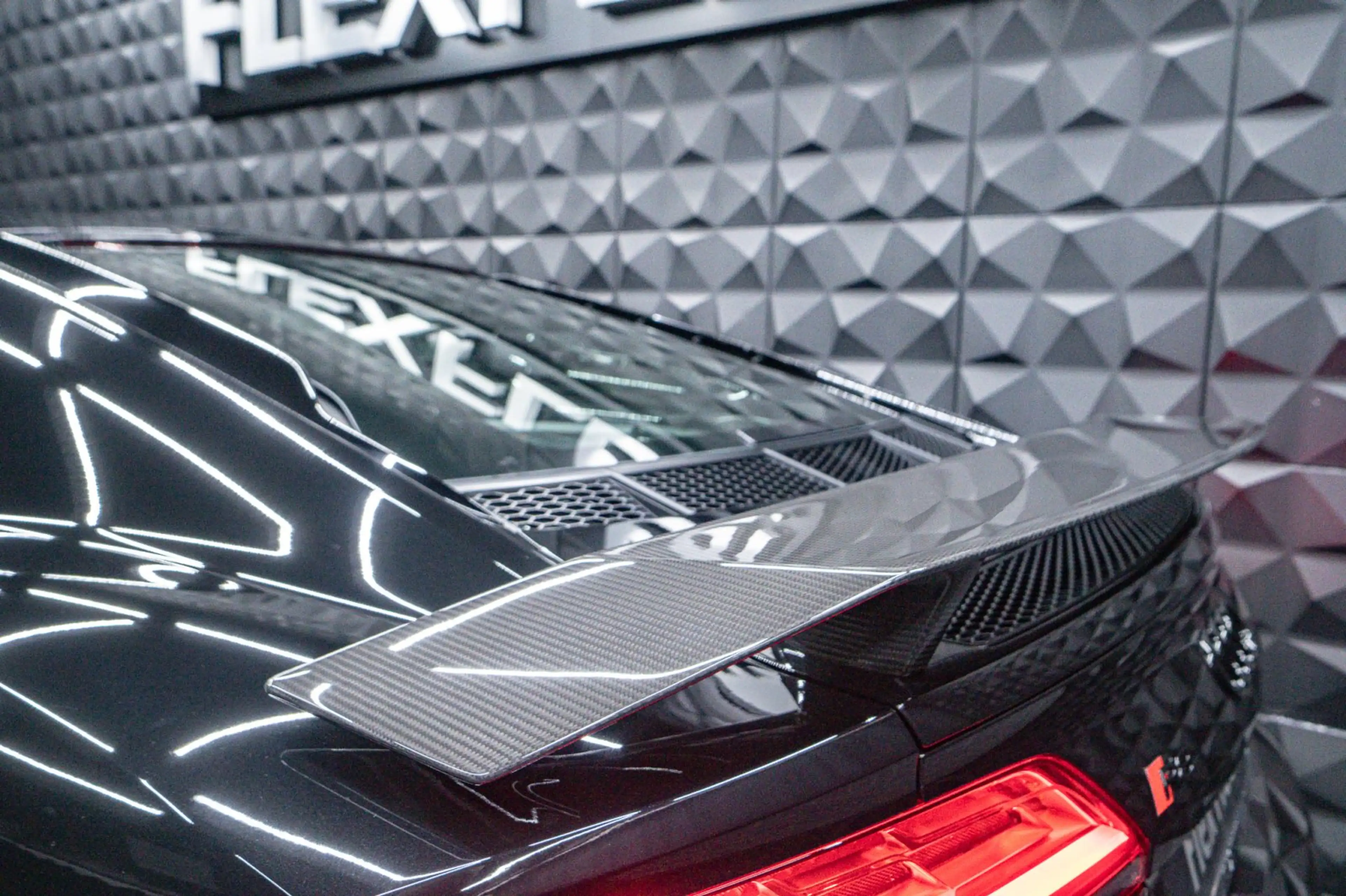 Audi R8 Coupe performance BRD SportAbgas Carbon — photo 10