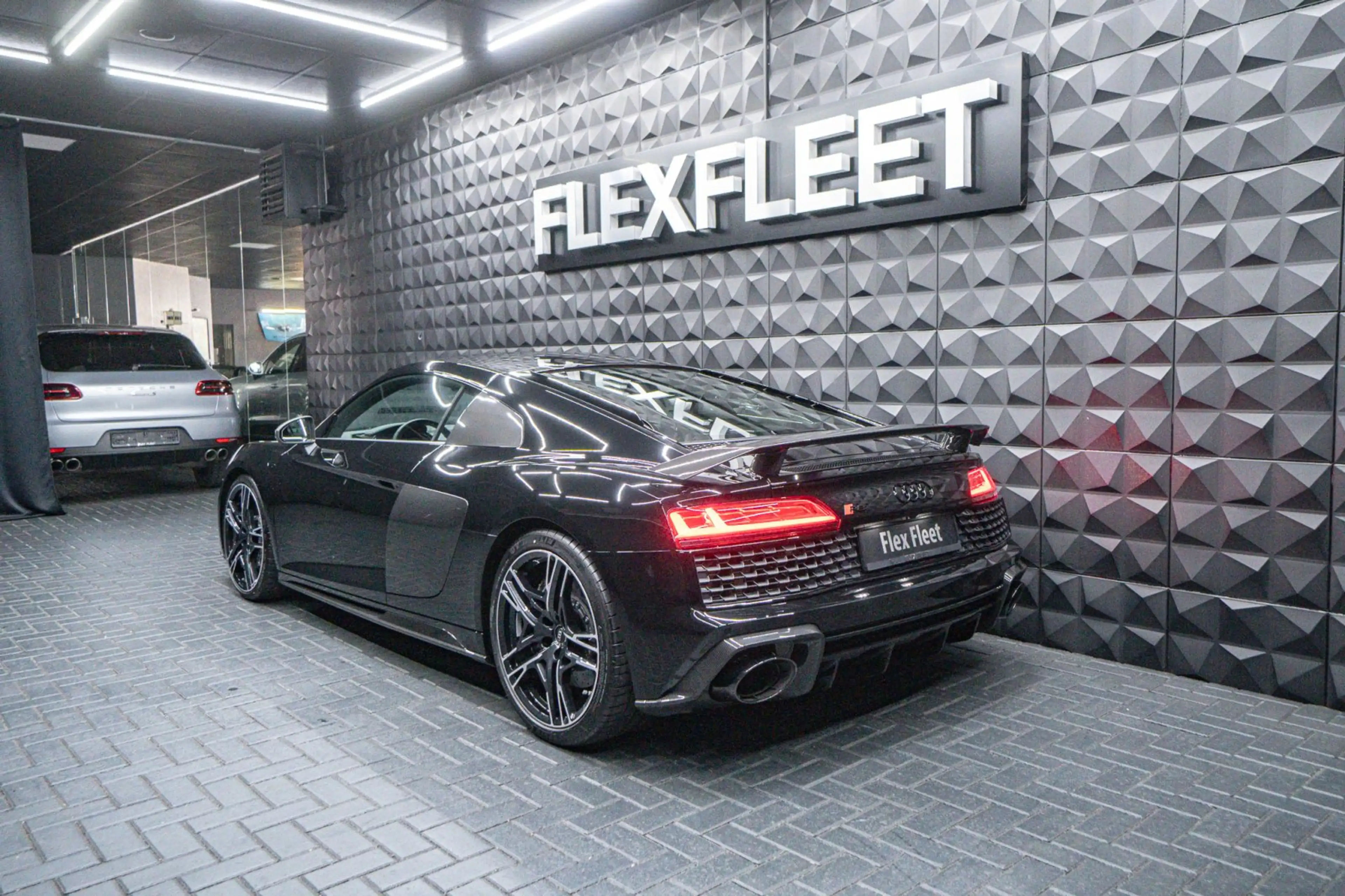 Audi R8 Coupe performance BRD SportAbgas Carbon — photo 4