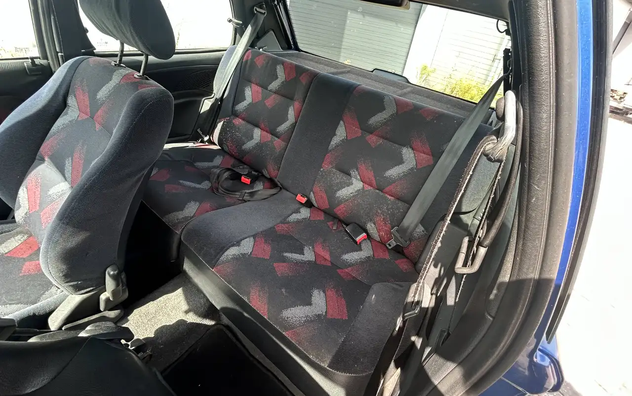 Peugeot 106 1.6 16V S16/GTI, foto 10