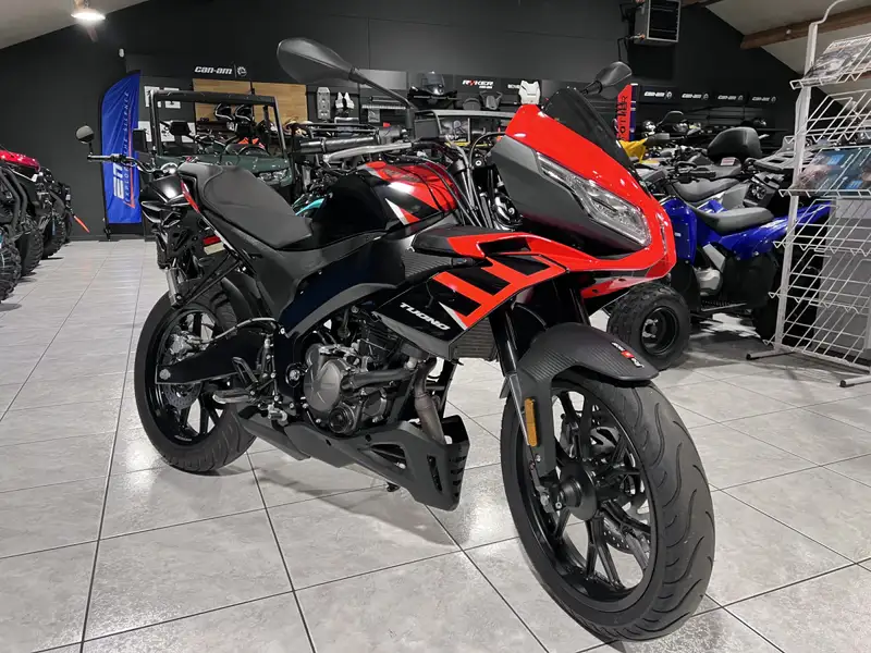 Aprilia Tuono - foto 7