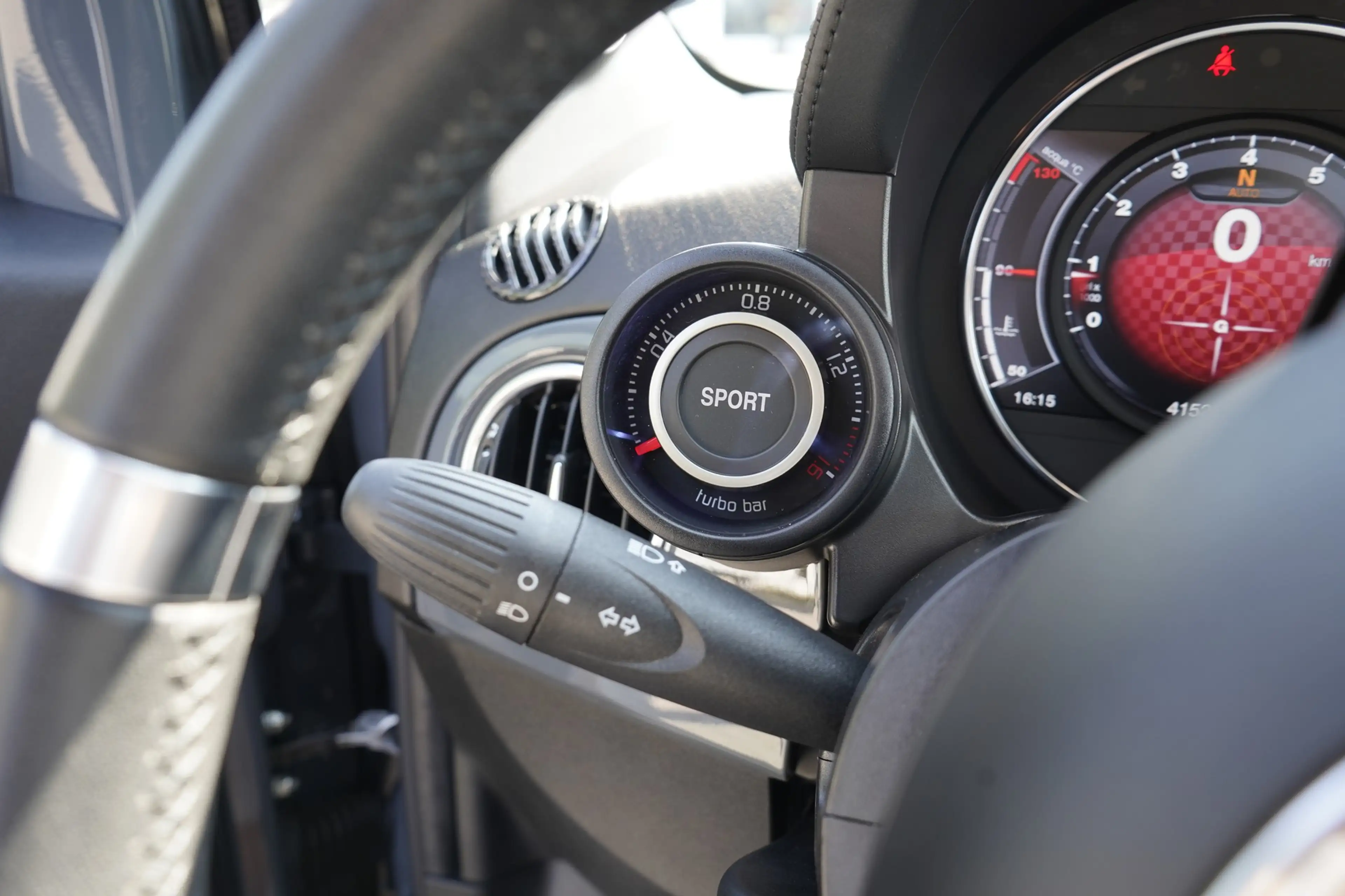 Abarth 595 1.4 Cabrio LED Sportsitze Bluetooth — photo 9