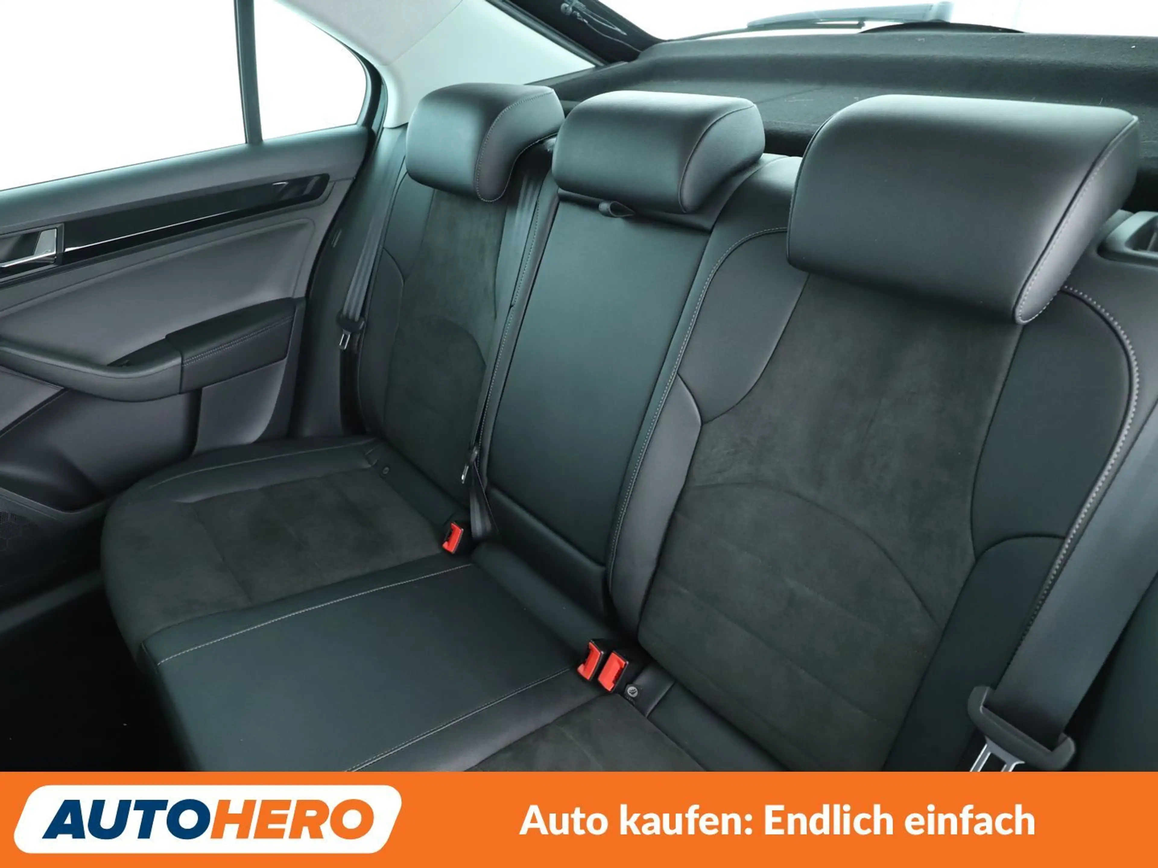 SEAT Toledo 1.4 TSI Xcellence Aut.*NAVI*CAM*LED*PDC*SHZ*TEMPO* — photo 14