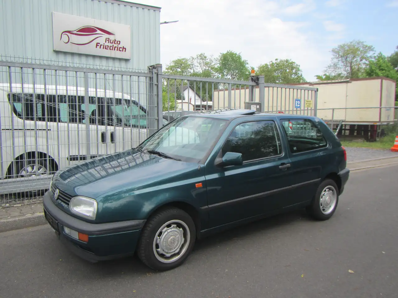 Volkswagen Golf