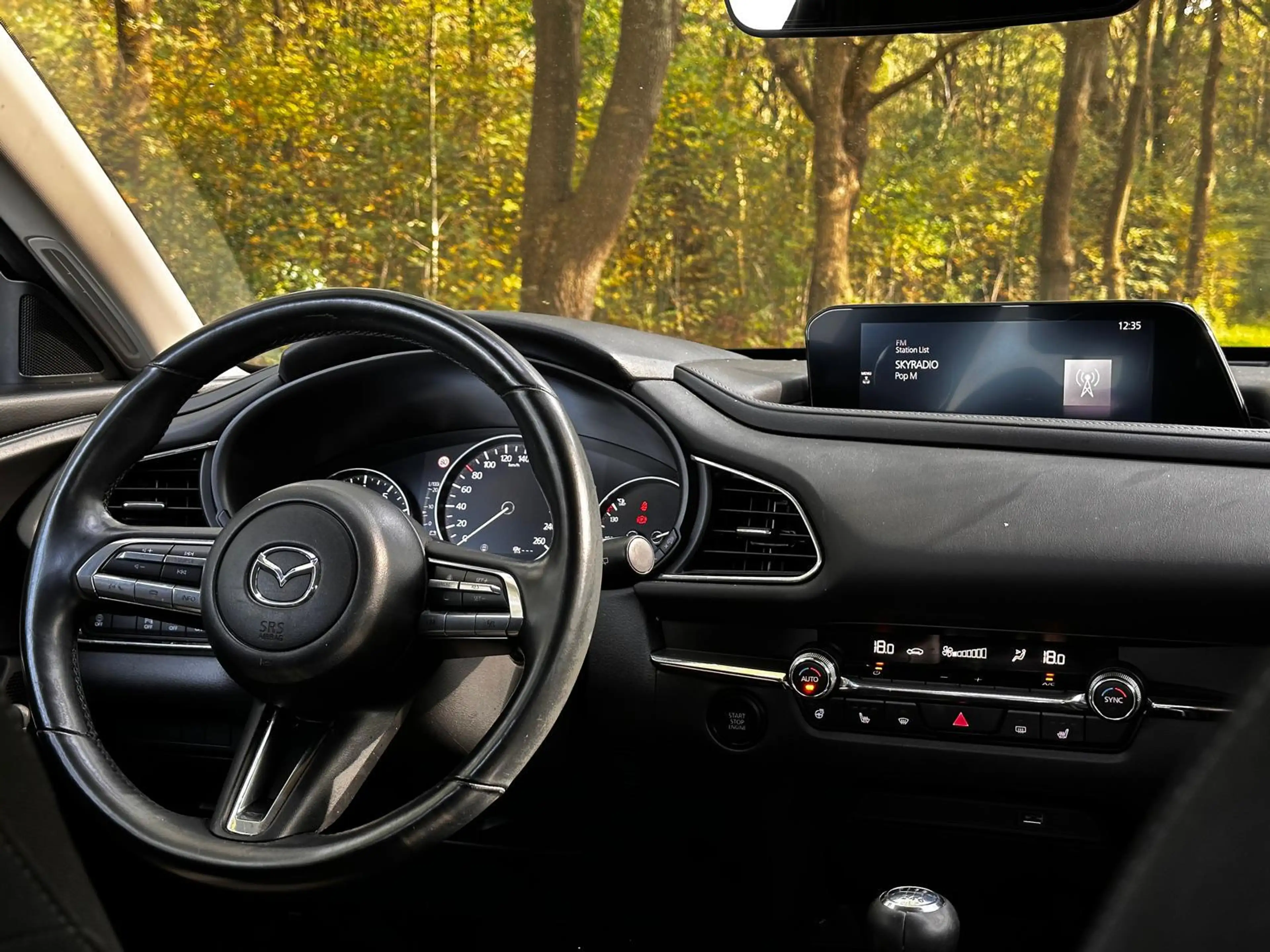 Mazda CX-30 2.0 e-SkyActiv-X M Hybrid Comfort — photo 3