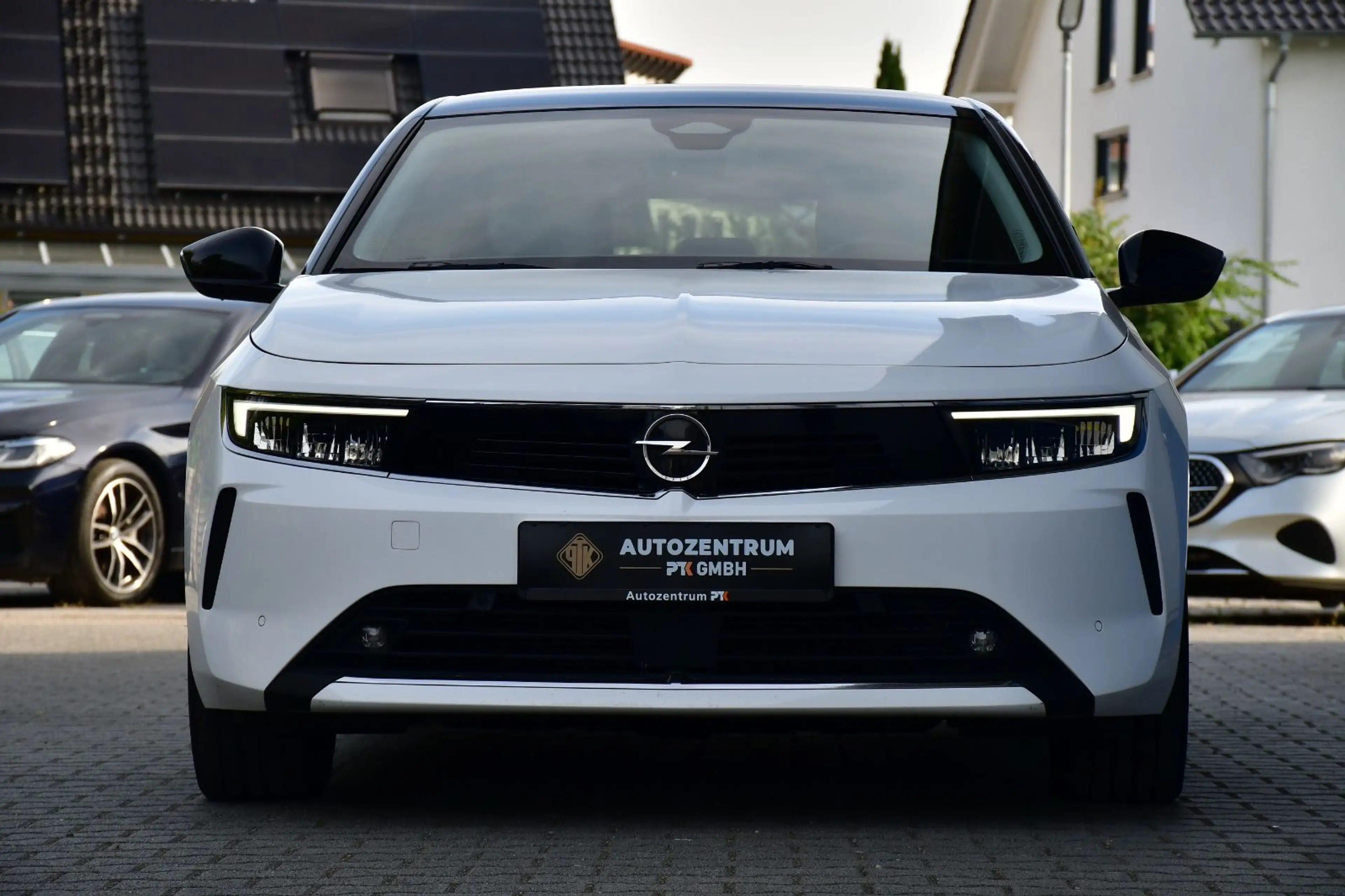 Opel Astra L 1.5  Lim. 5-trg. Elegance IntelliDrive — photo 2