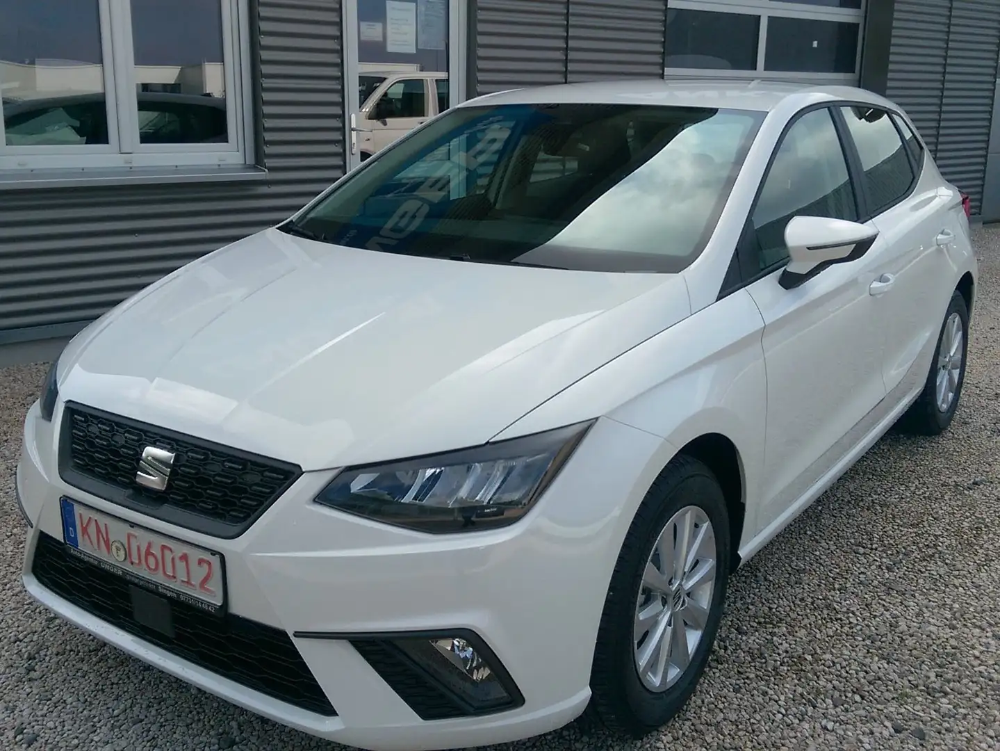 SEAT Ibiza 110 PS DSG Style FullLed, Clima+ACC+SHZ+PDC Blanco - 2