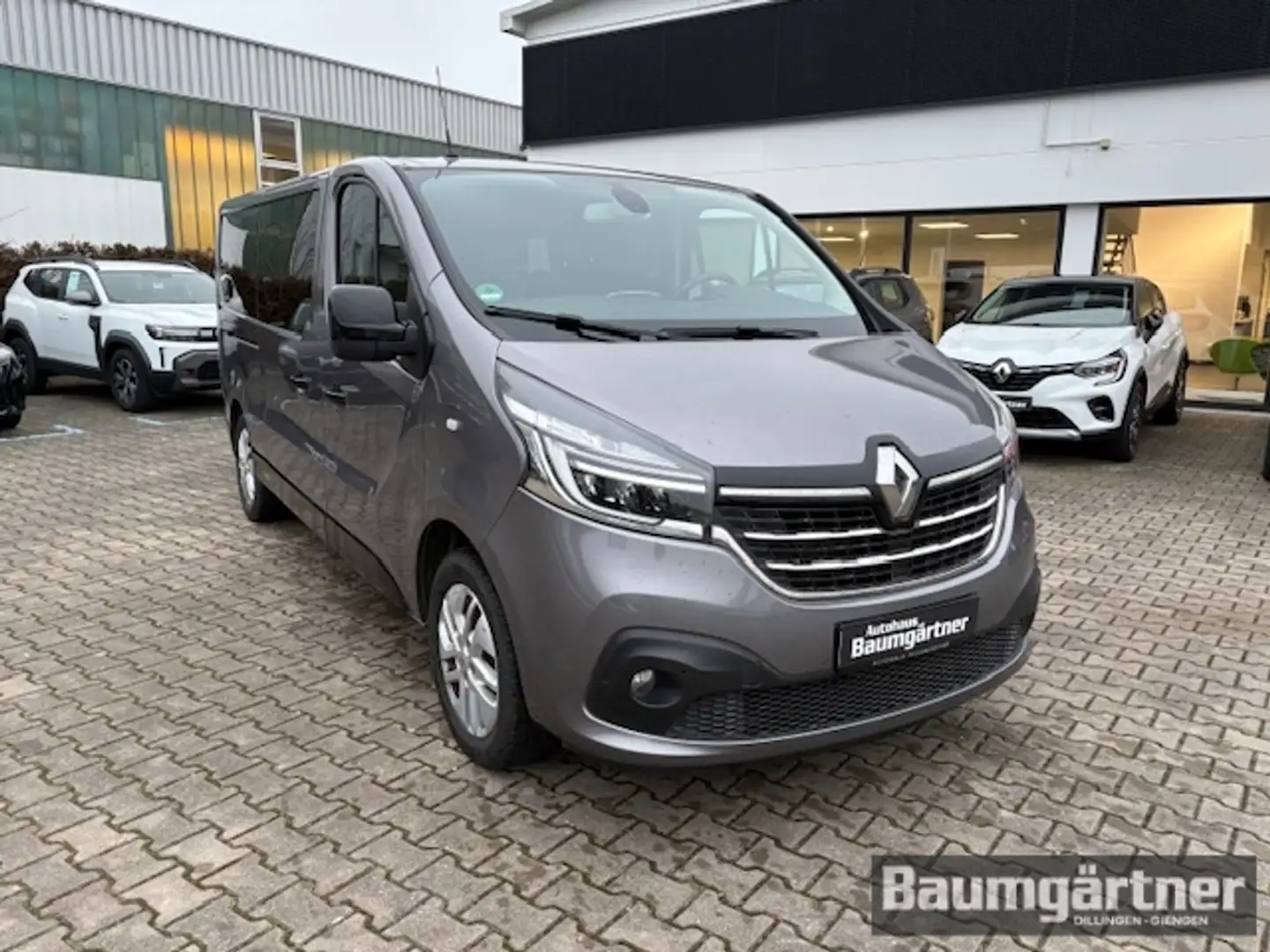 Renault Trafic Grand Combi SpaceClass dCi 170 EDC Escapade-P. Grau - 2