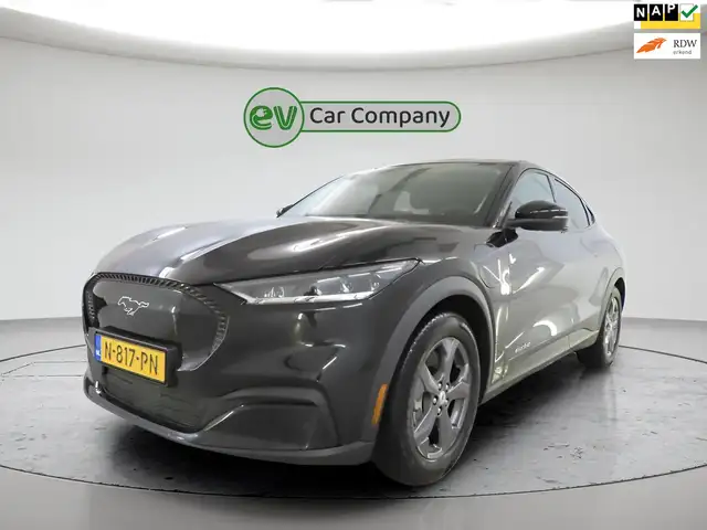 Ford Mustang Mach-E RWD 75 kWh | SOH 95% | Camera | Stoelverwarming |