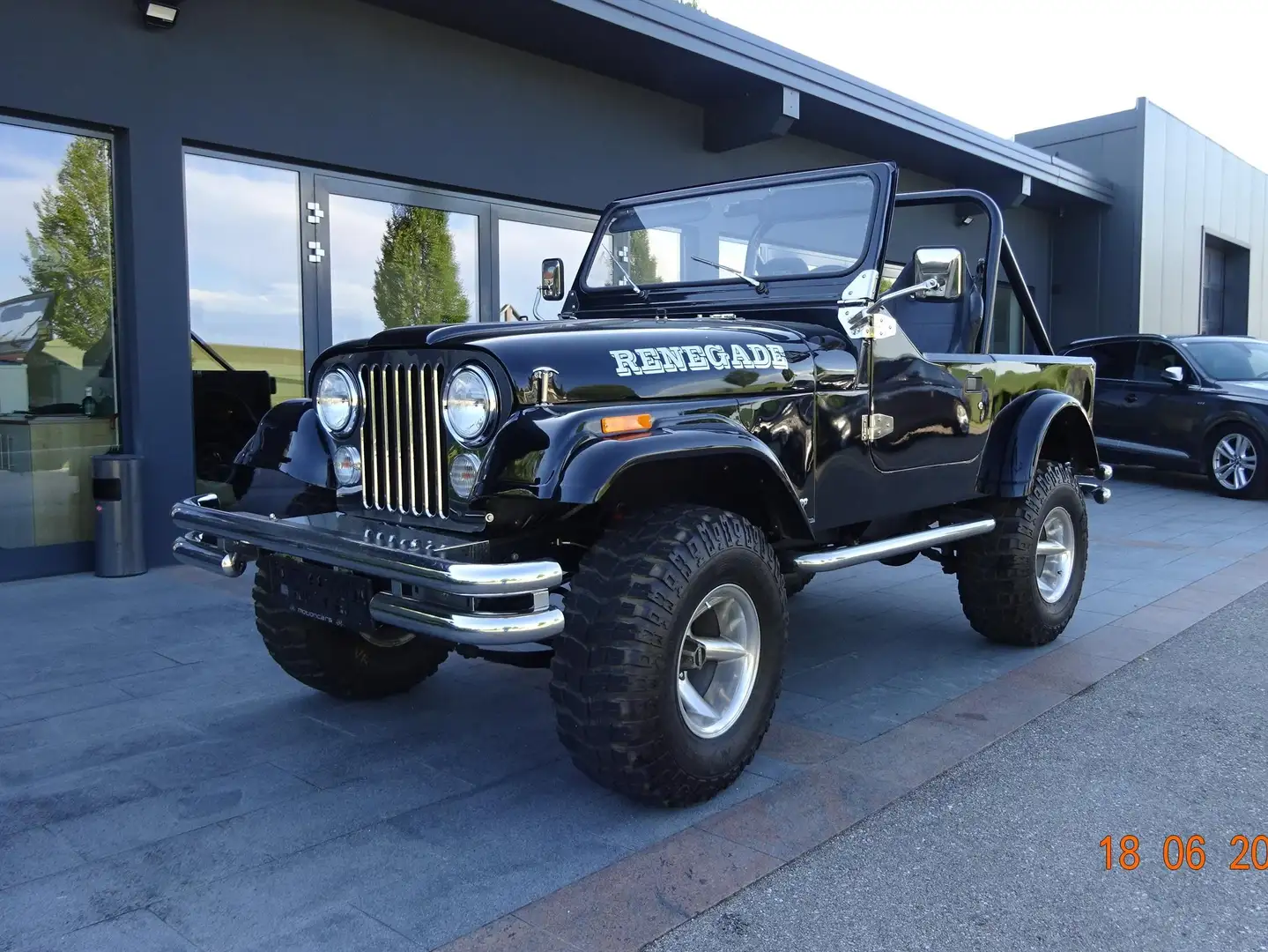 Jeep CJ-7 4.2 Renegade Schwarz - 2