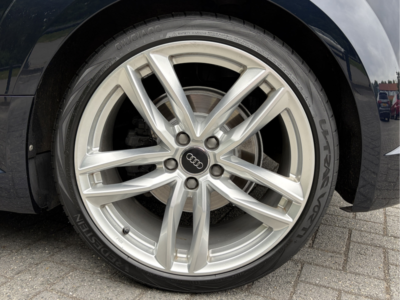 Audi TT 2.0 TFSI quattro Pro Line + — photo 42