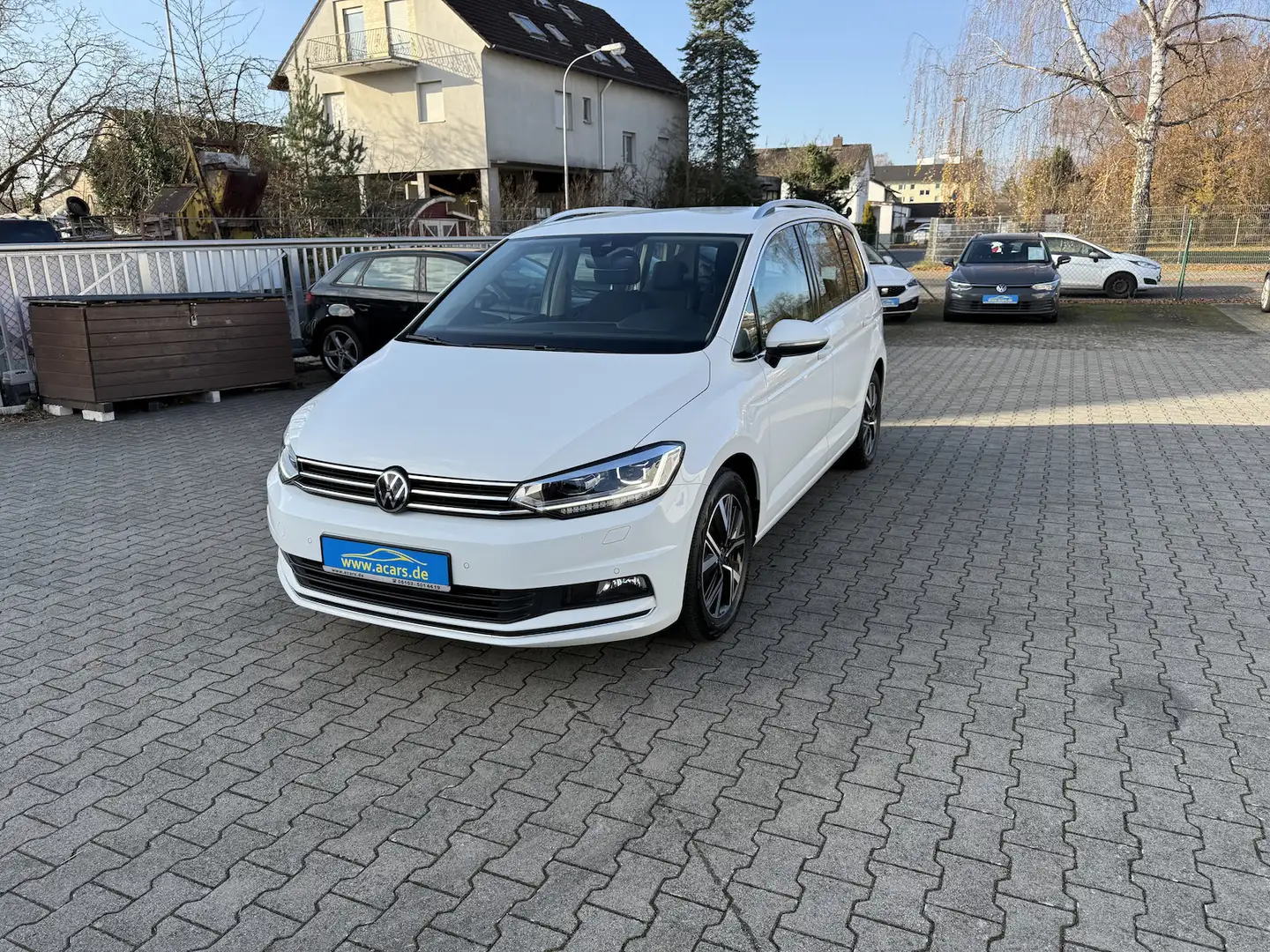 Volkswagen Touran Highl 2,0 TDI SCR Navi LED ACC Kamera TWA SHA AHK Blanco - 1