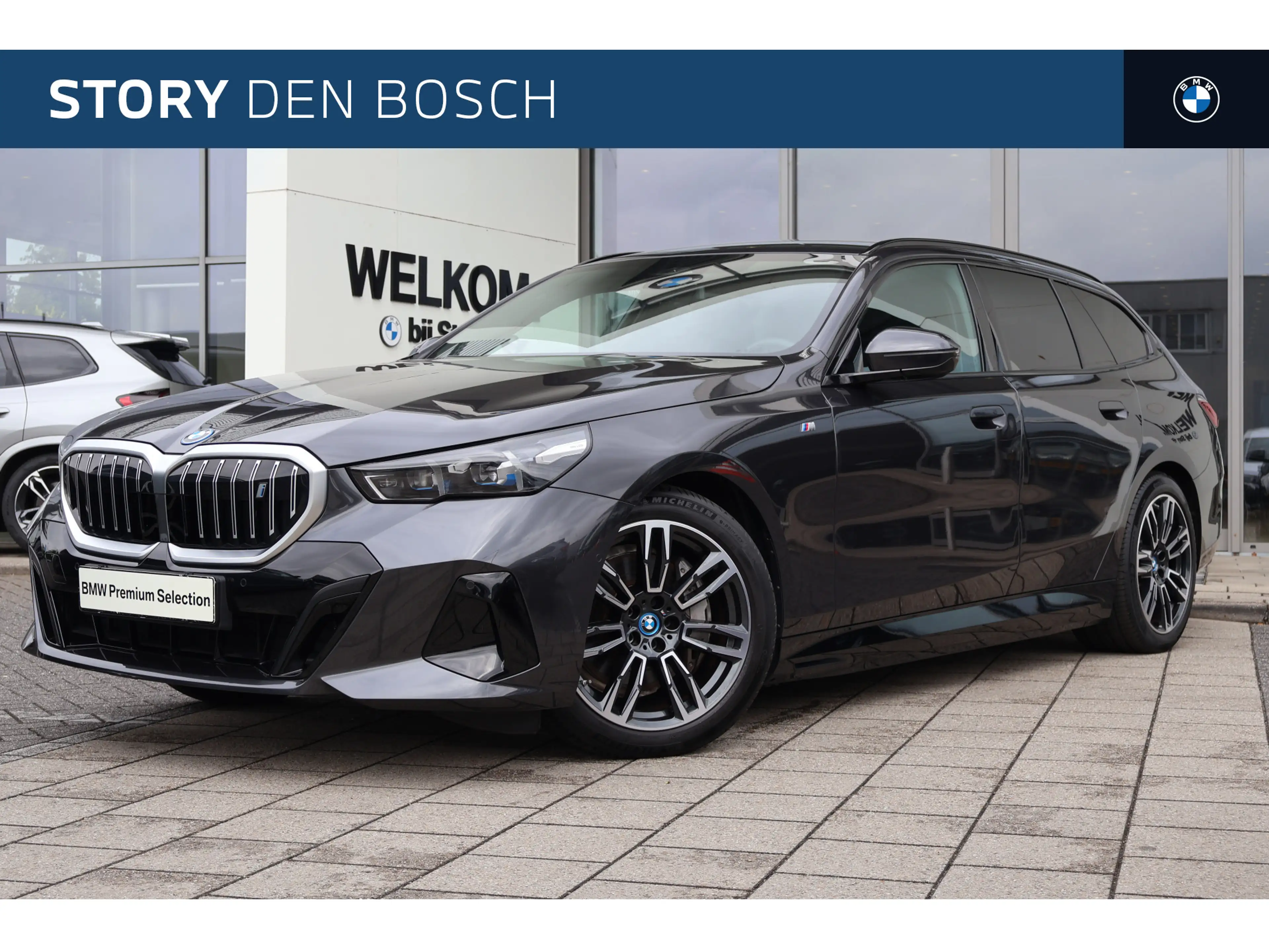 BMW i5 Touring eDrive40 M Sport / Trekhaak / Harman-Kardo
