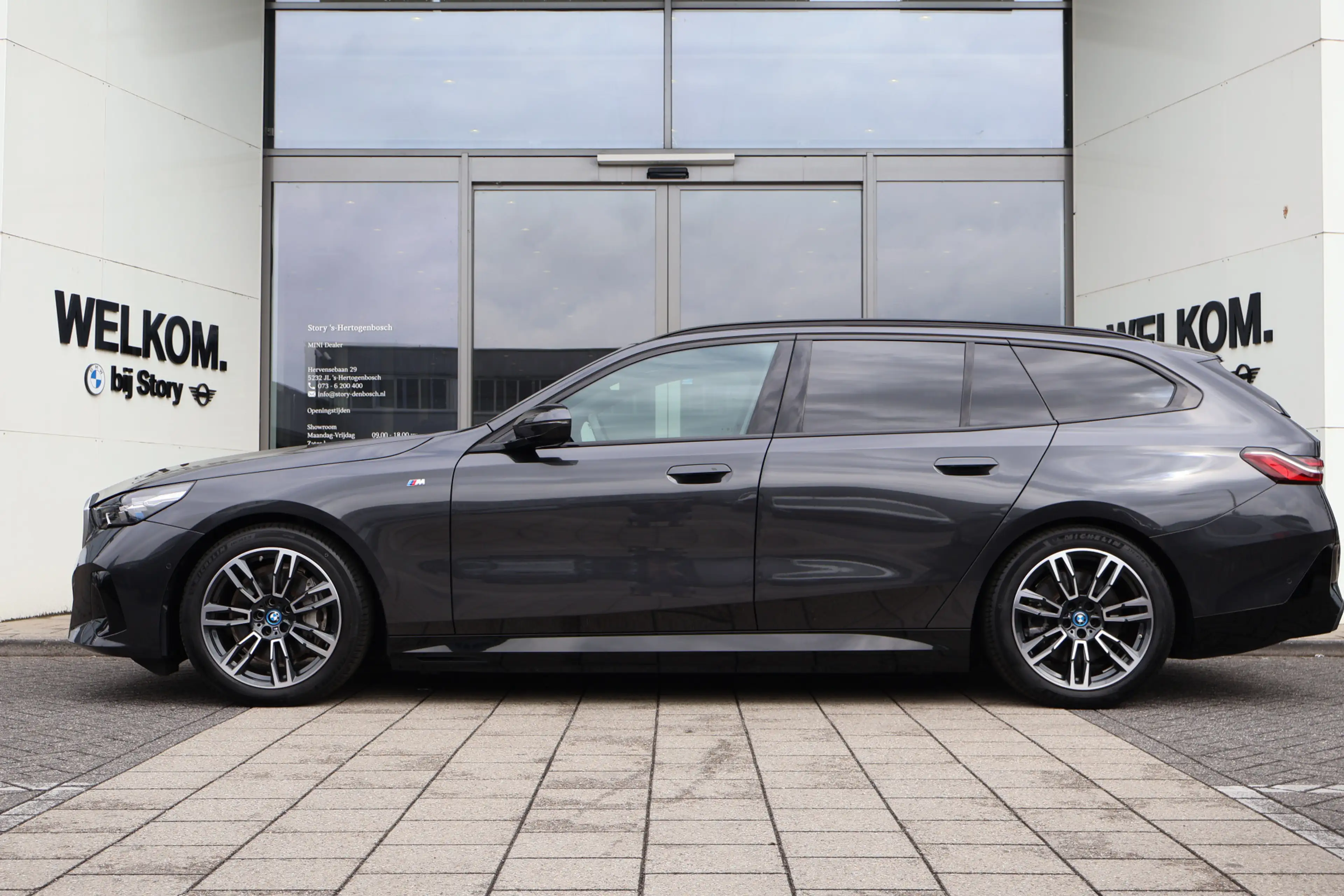 BMW i5 Touring eDrive40 M Sport / Trekhaak / Harman-Kardo — photo 7