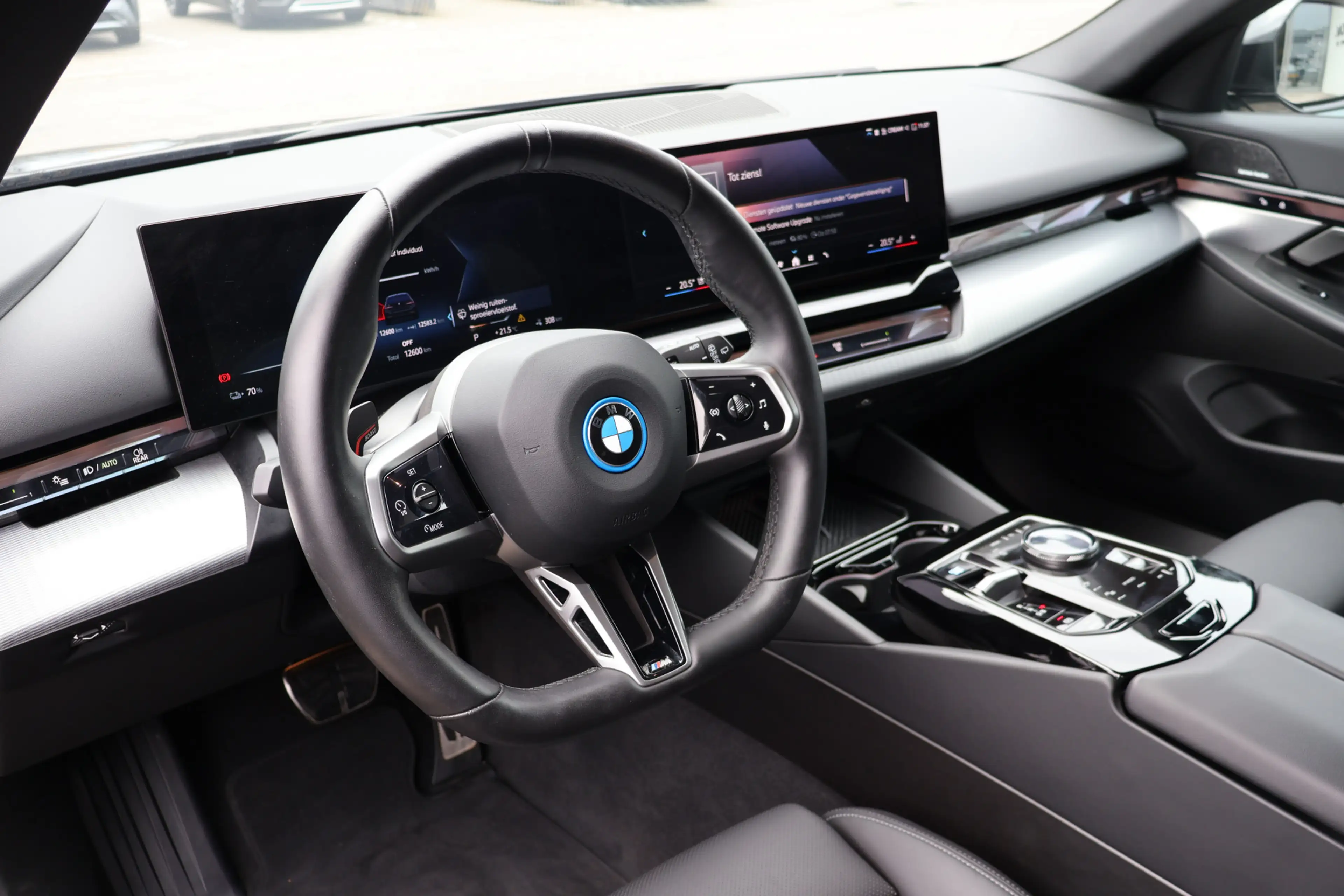 BMW i5 Touring eDrive40 M Sport / Trekhaak / Harman-Kardo — photo 13