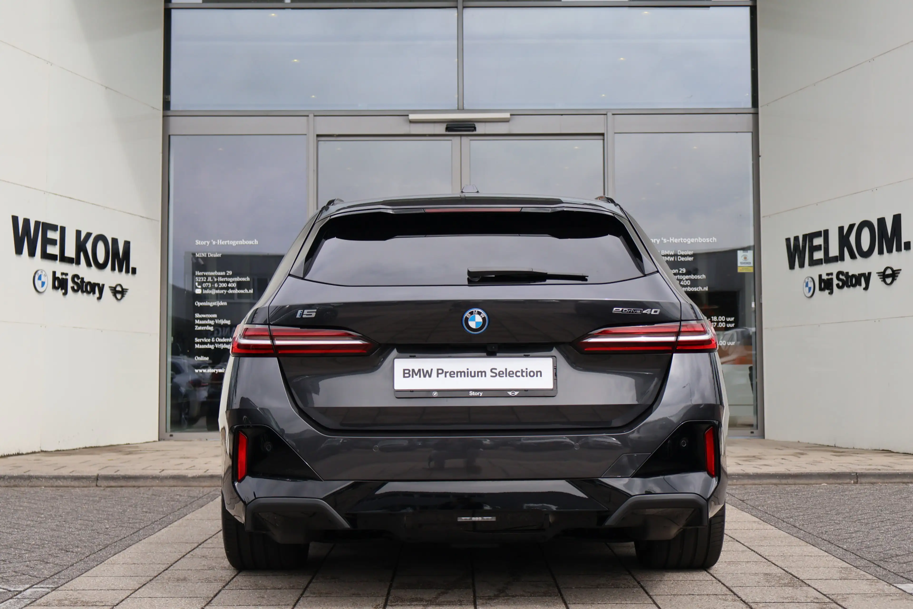 BMW i5 Touring eDrive40 M Sport / Trekhaak / Harman-Kardo — photo 12