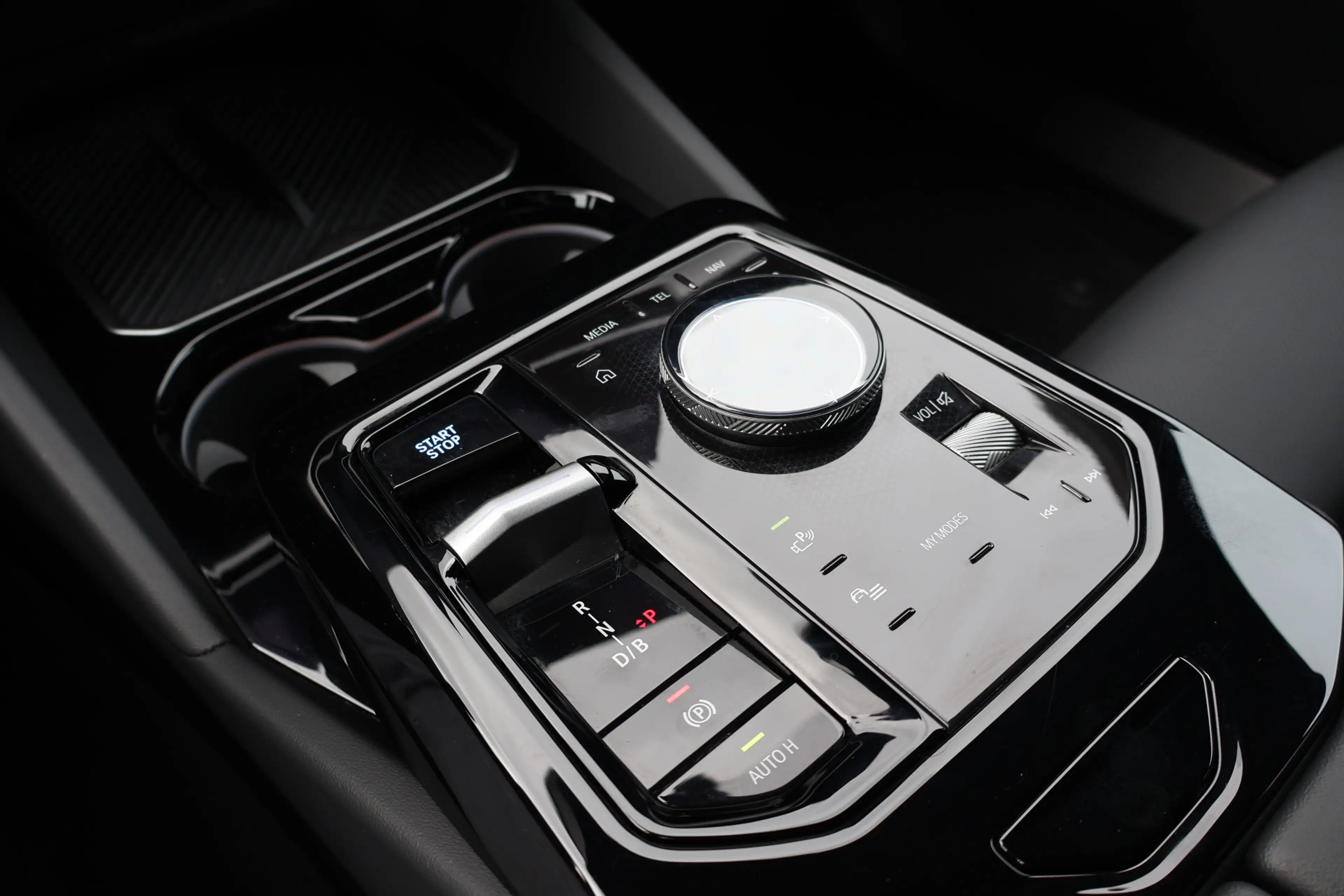 BMW i5 Touring eDrive40 M Sport / Trekhaak / Harman-Kardo — photo 15