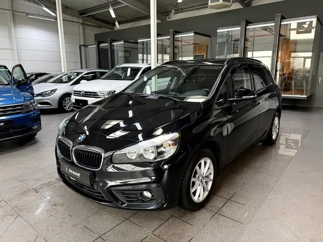 BMW 220 d Navi SHZ PDC AHK