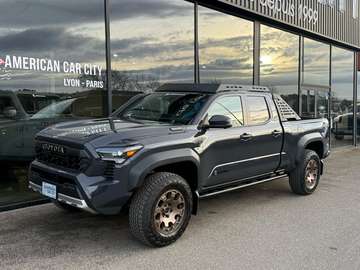 4X4 Double Cab Hybrid Trailhunter