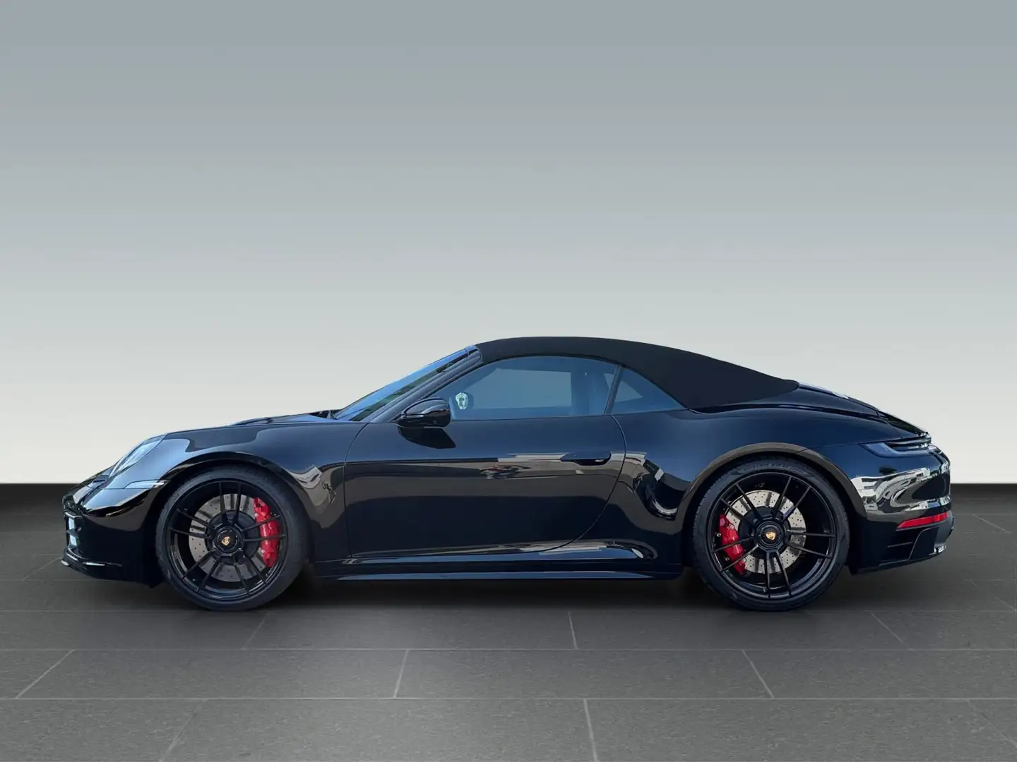 Porsche 992 (911) Carrera 4 GTS Cabriolet Noir - 2