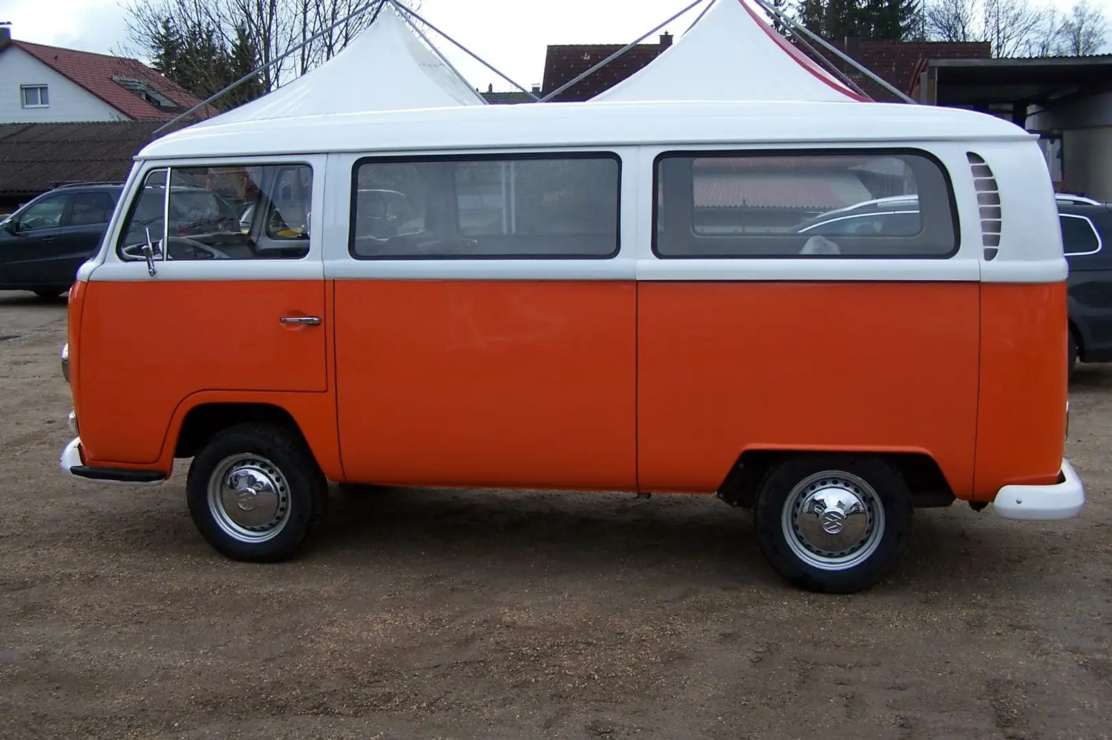Volkswagen T2 A Naranja - 1
