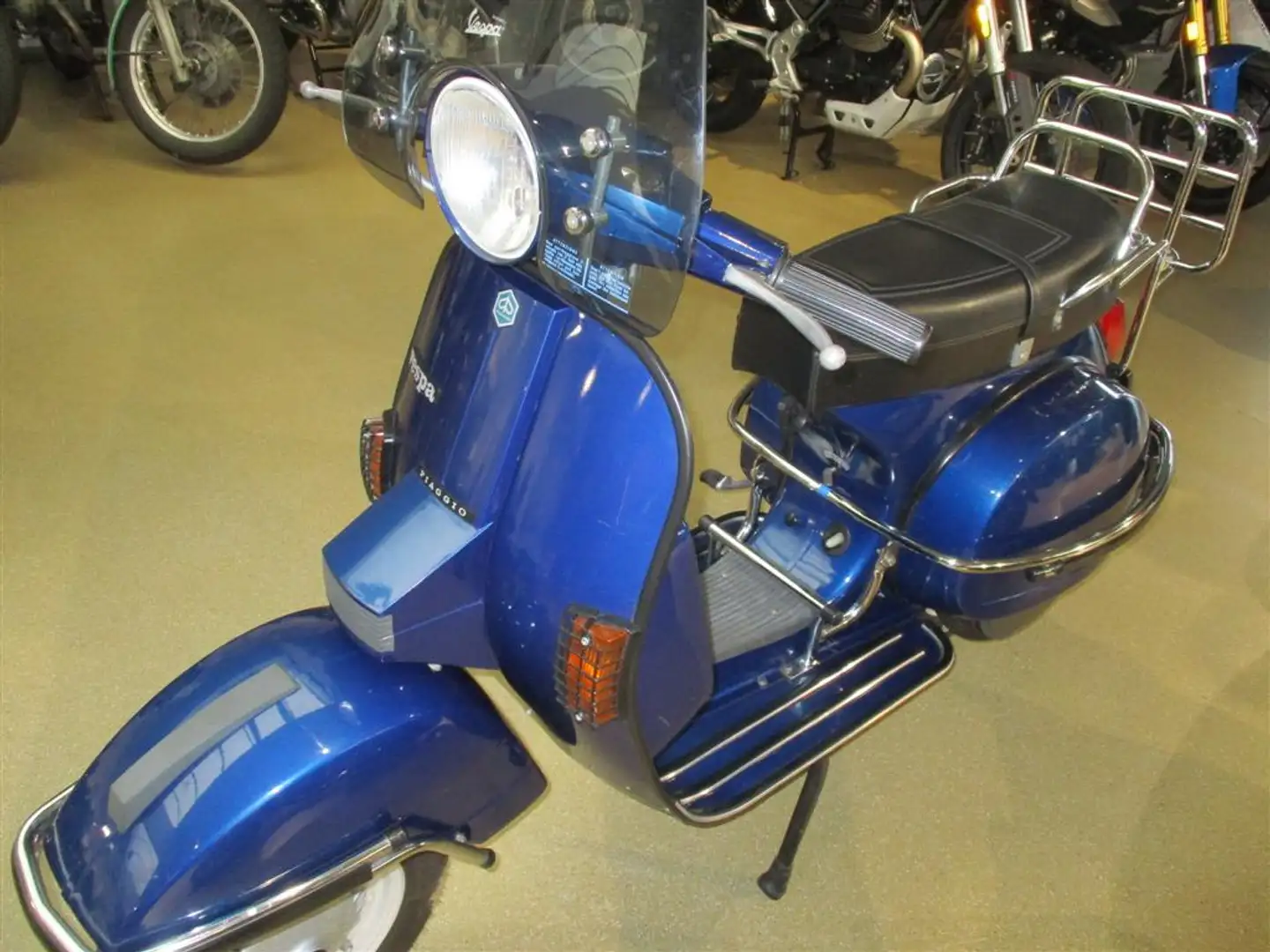Vespa in zeer goede staat ! Blauw - 1