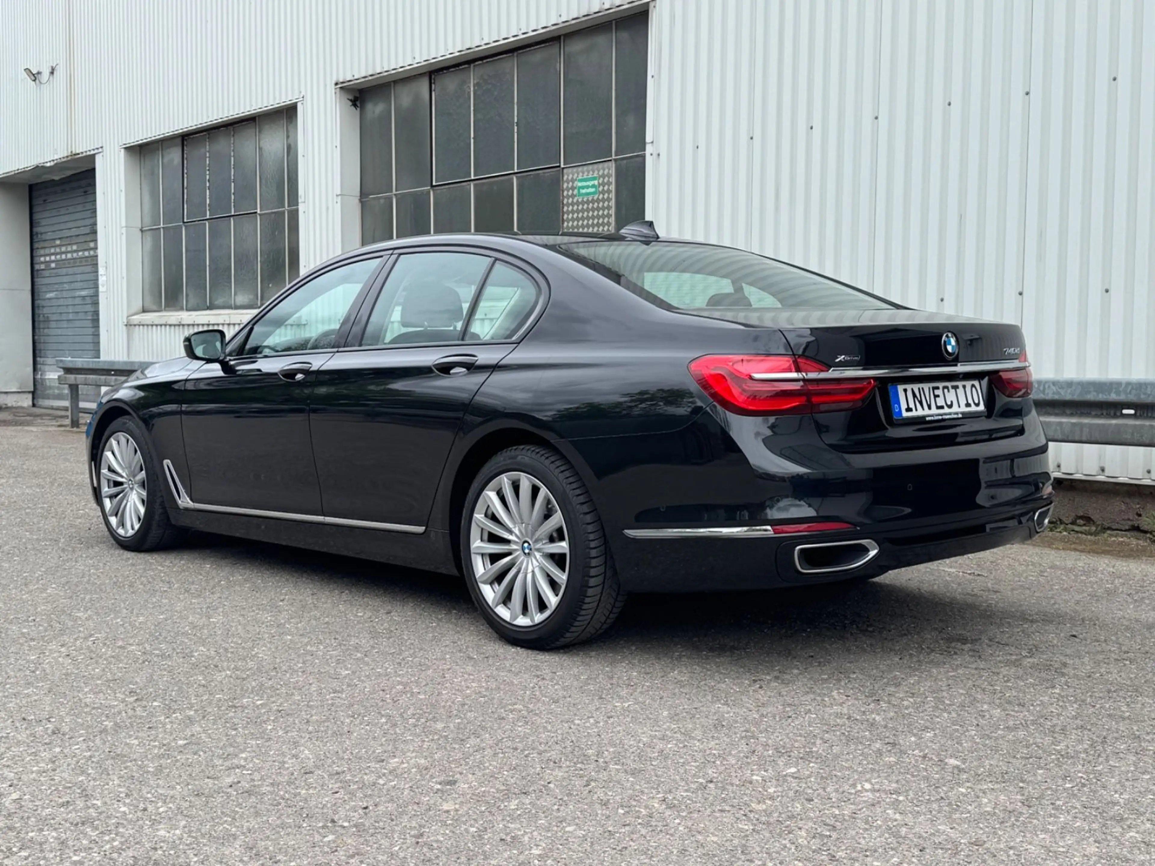 BMW 740 d xDrive*HUD*Soft Close*Massage*360 Kamera* — photo 4