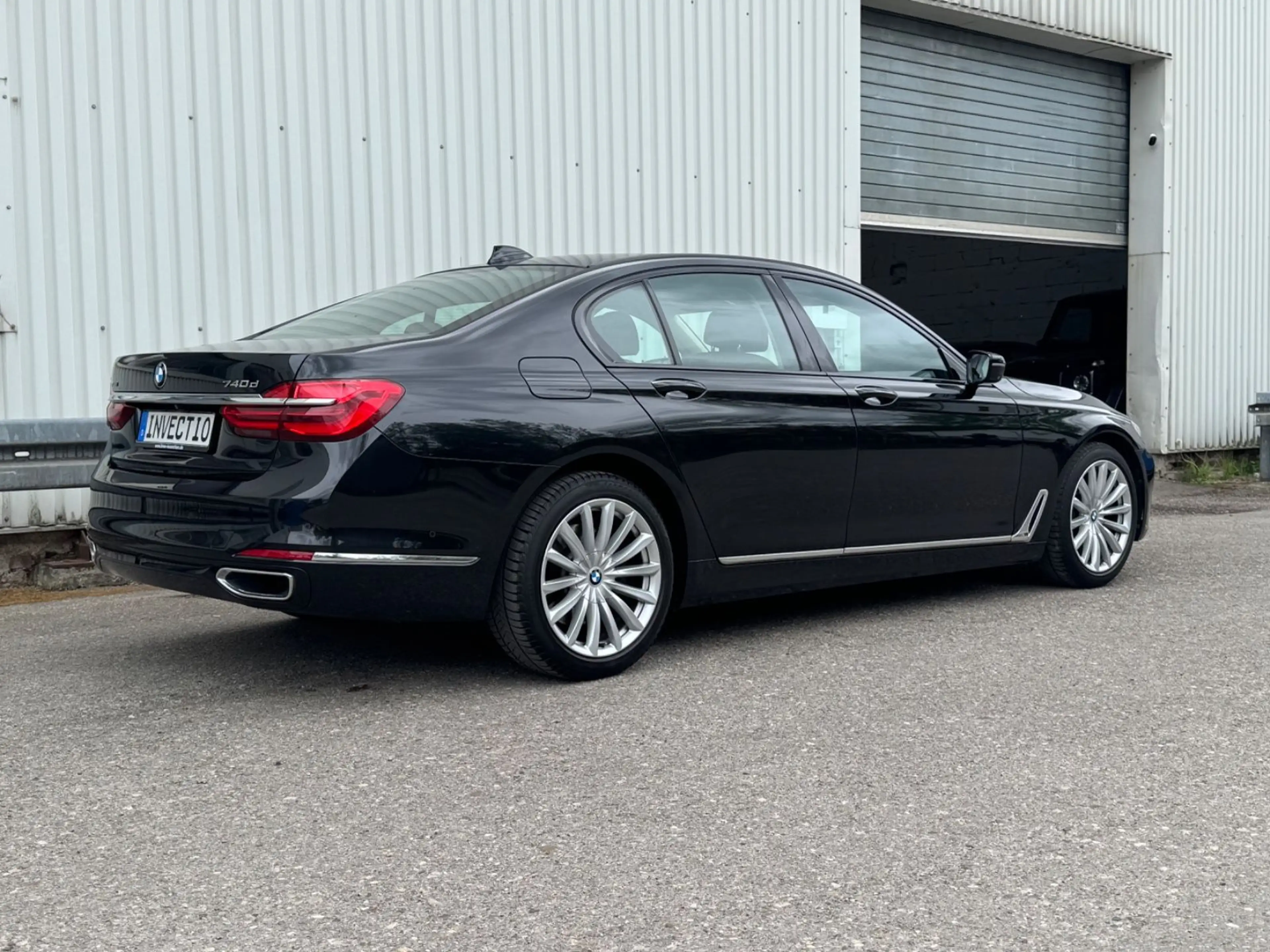 BMW 740 d xDrive*HUD*Soft Close*Massage*360 Kamera* — photo 26