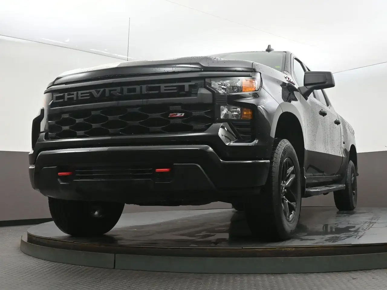 Chevrolet Silverado photo Chevrolet Silverado