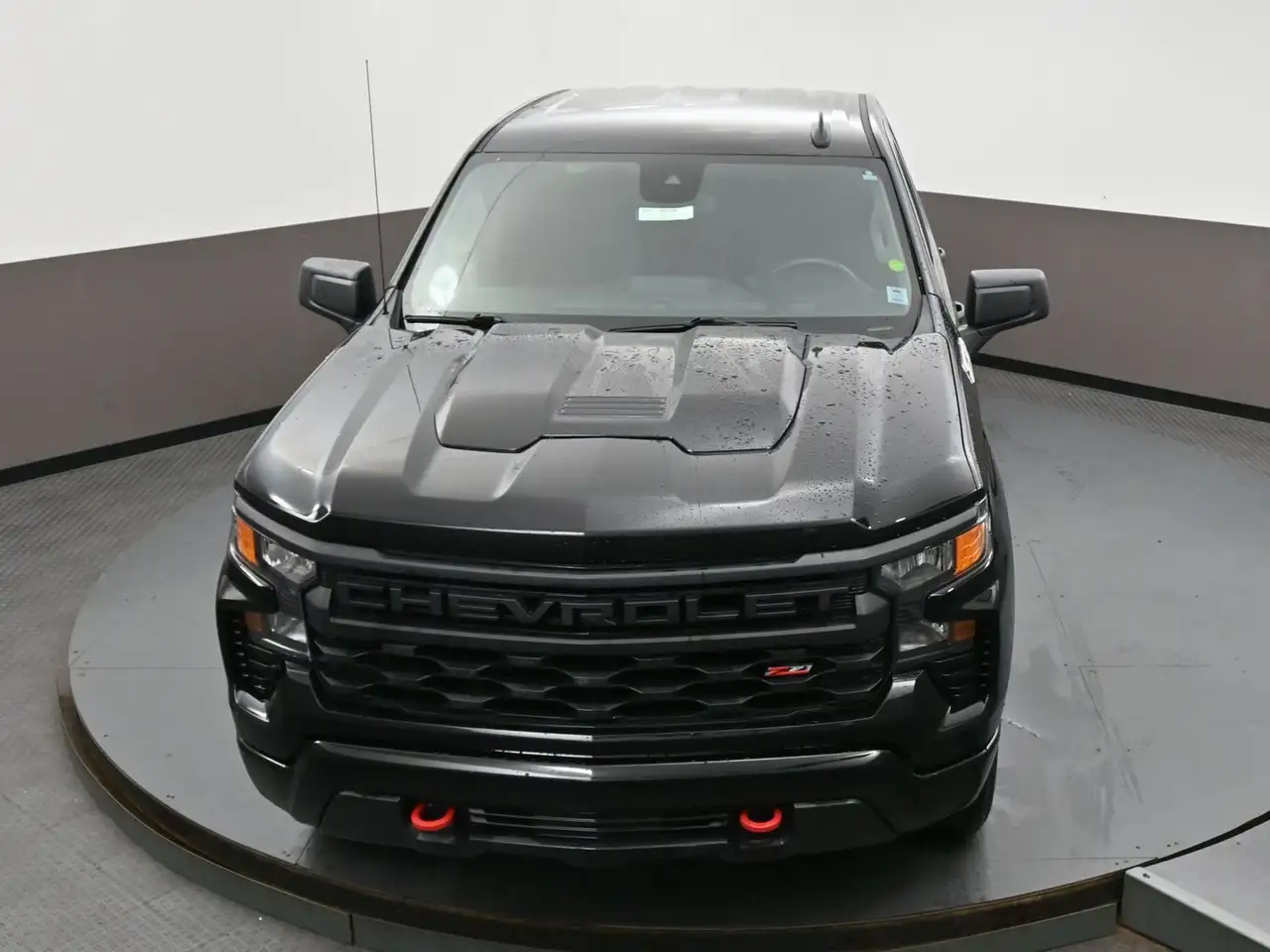 Chevrolet Silverado photo Chevrolet Silverado