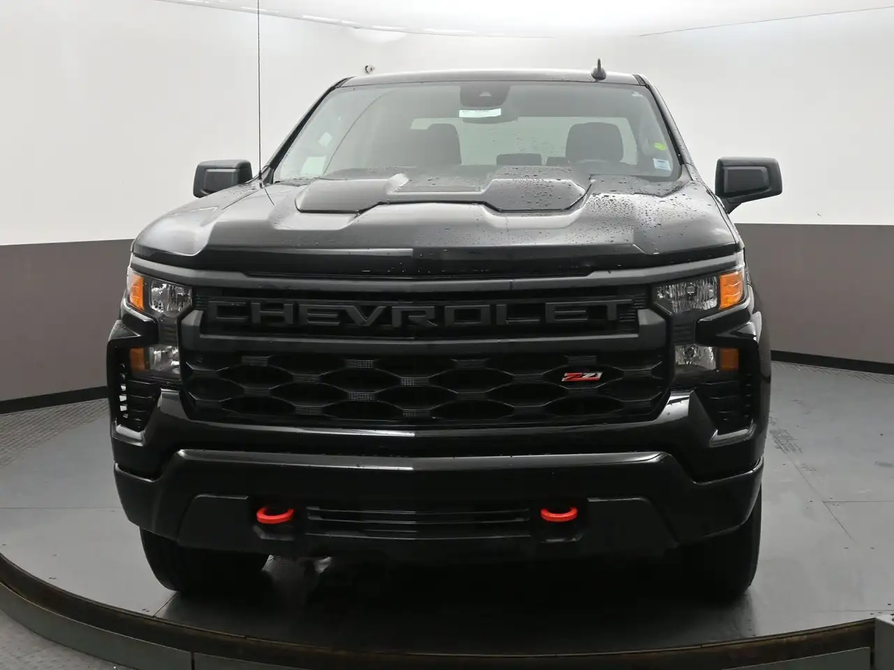 Chevrolet Silverado photo Chevrolet Silverado