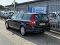 Volvo V70 2.5T Momentum | Airco | Cruise | Leder | Trekhaak Azul - thumbnail 2