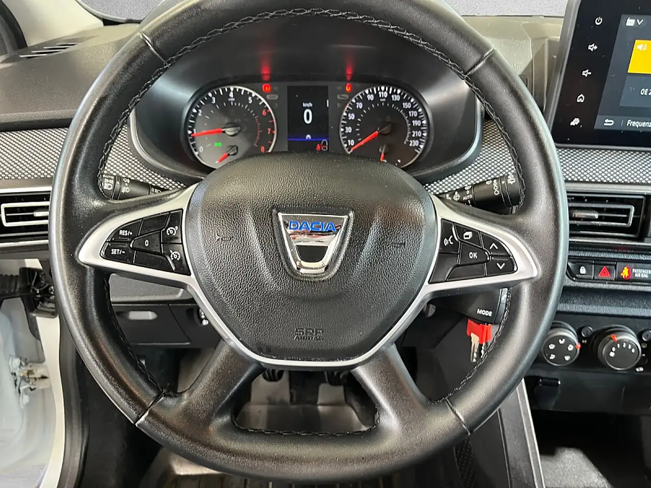 Dacia Jogger Comfort TCe 110 9