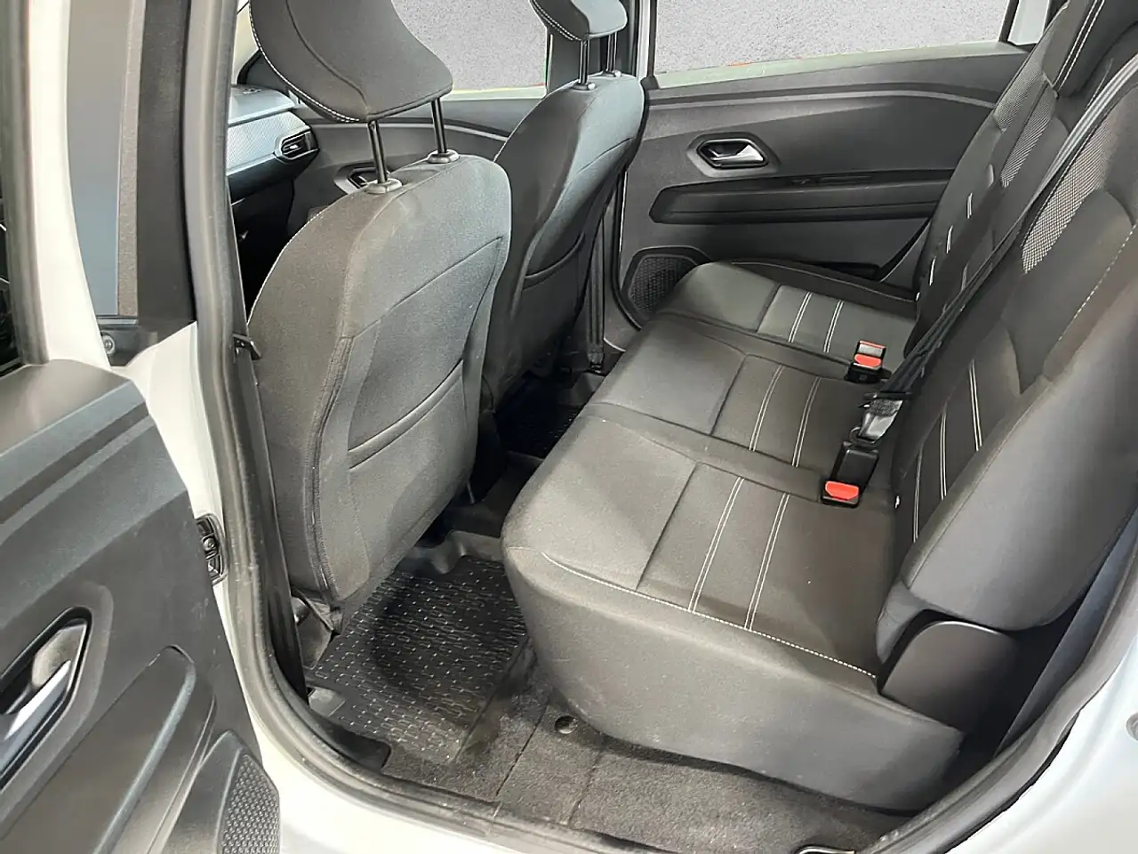 Dacia Jogger Comfort TCe 110 7