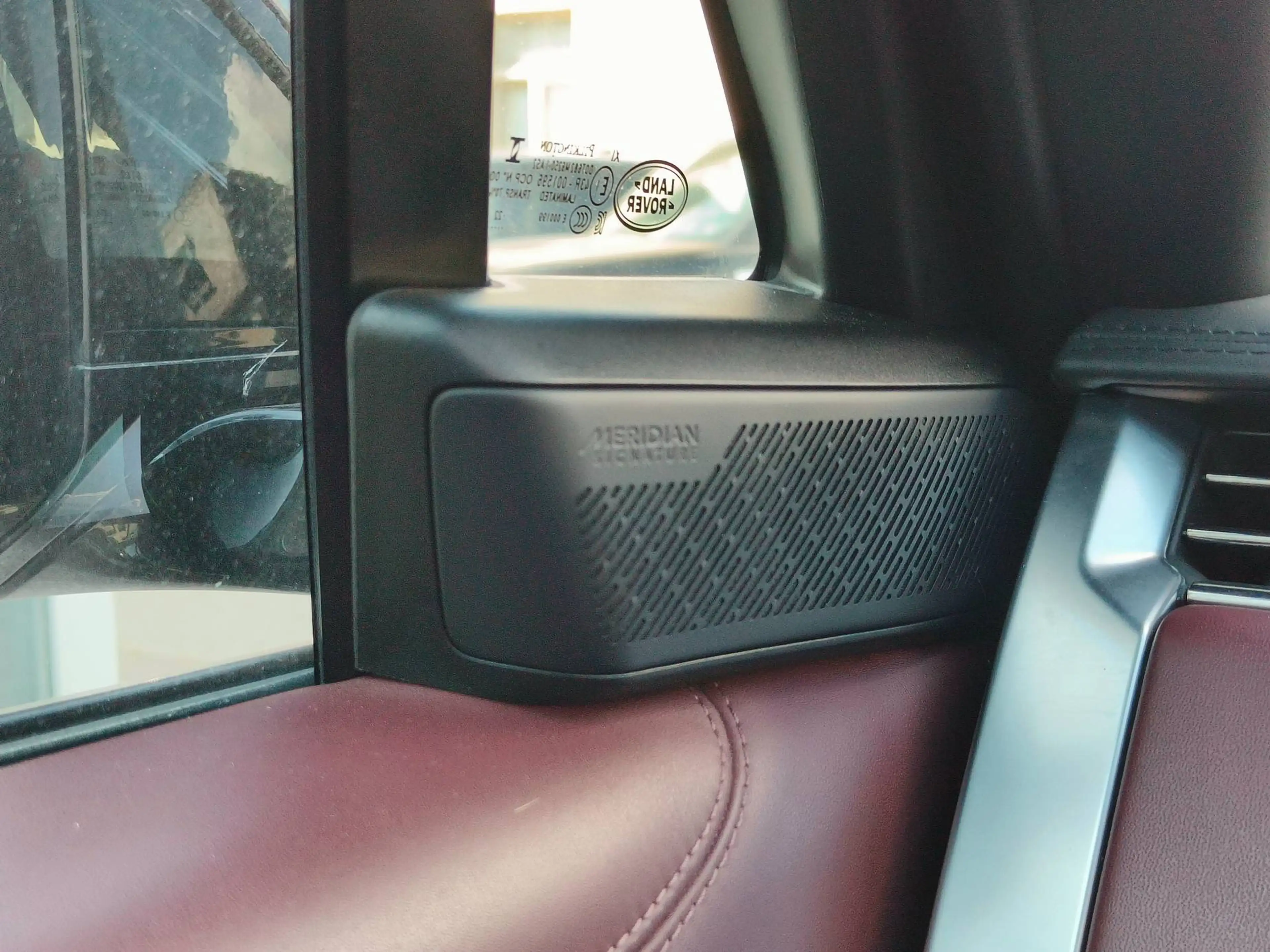 Land Rover Range Rover D350 LWB Autobiography Business Class/TV/SV leather — photo 10
