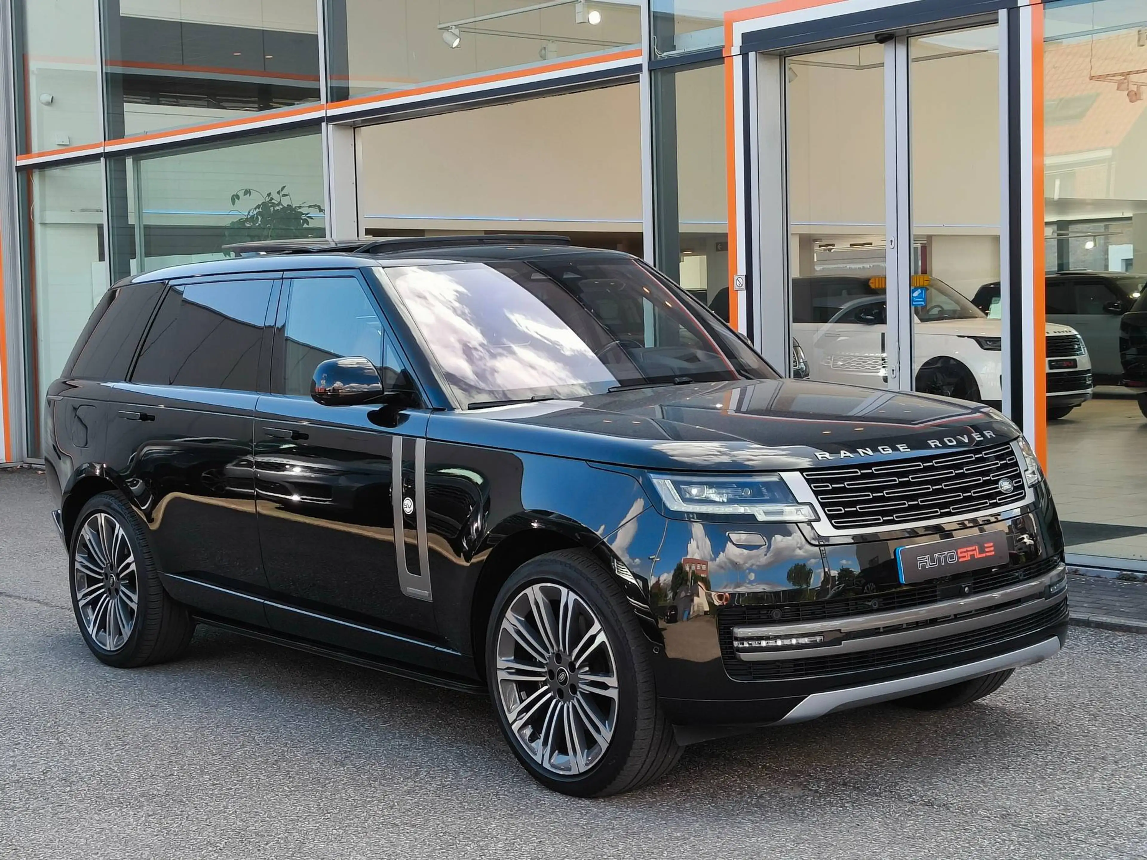 Land Rover Range Rover D350 LWB Autobiography Business Class/TV/SV leather — photo 3