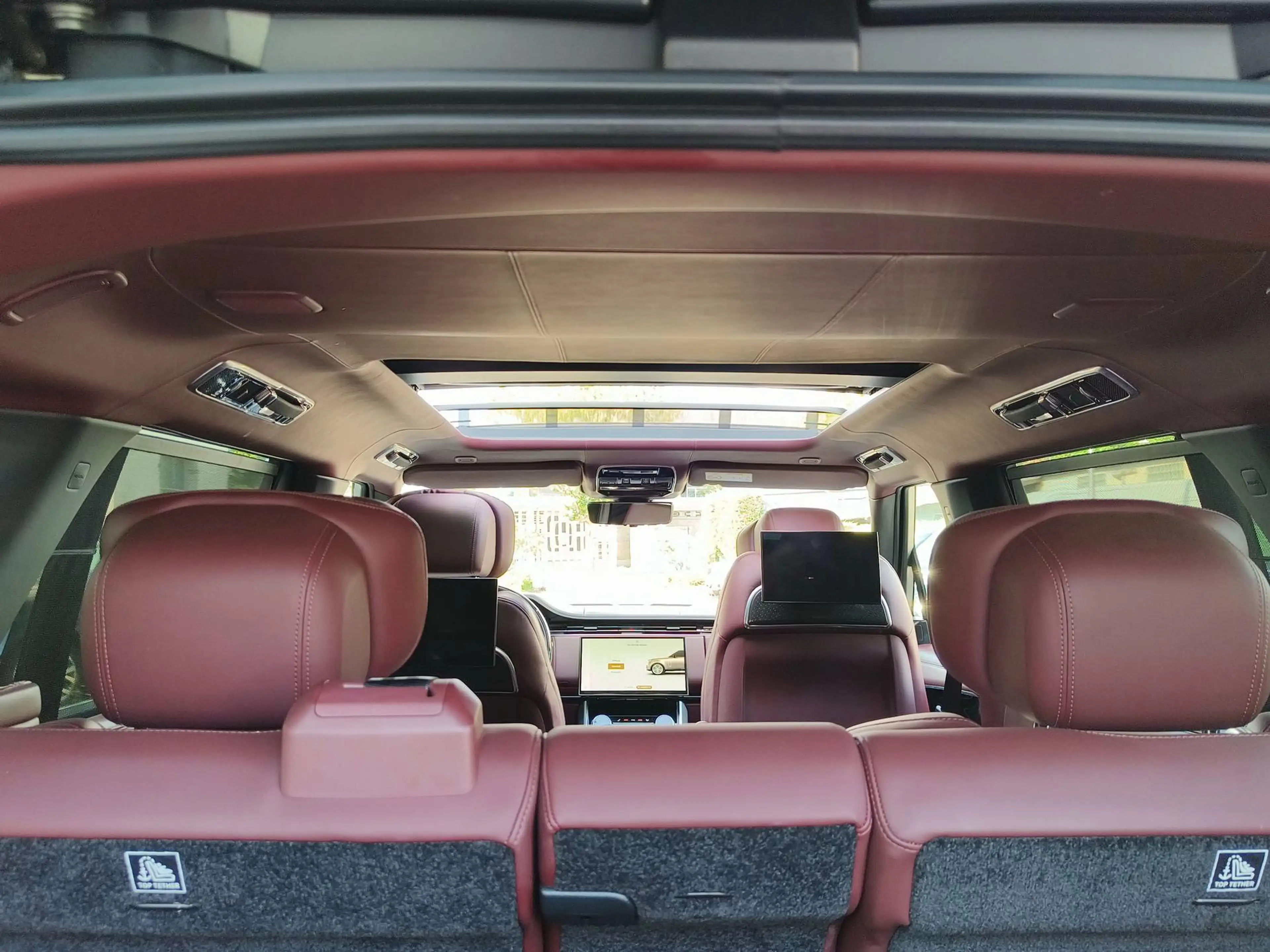 Land Rover Range Rover D350 LWB Autobiography Business Class/TV/SV leather — photo 12